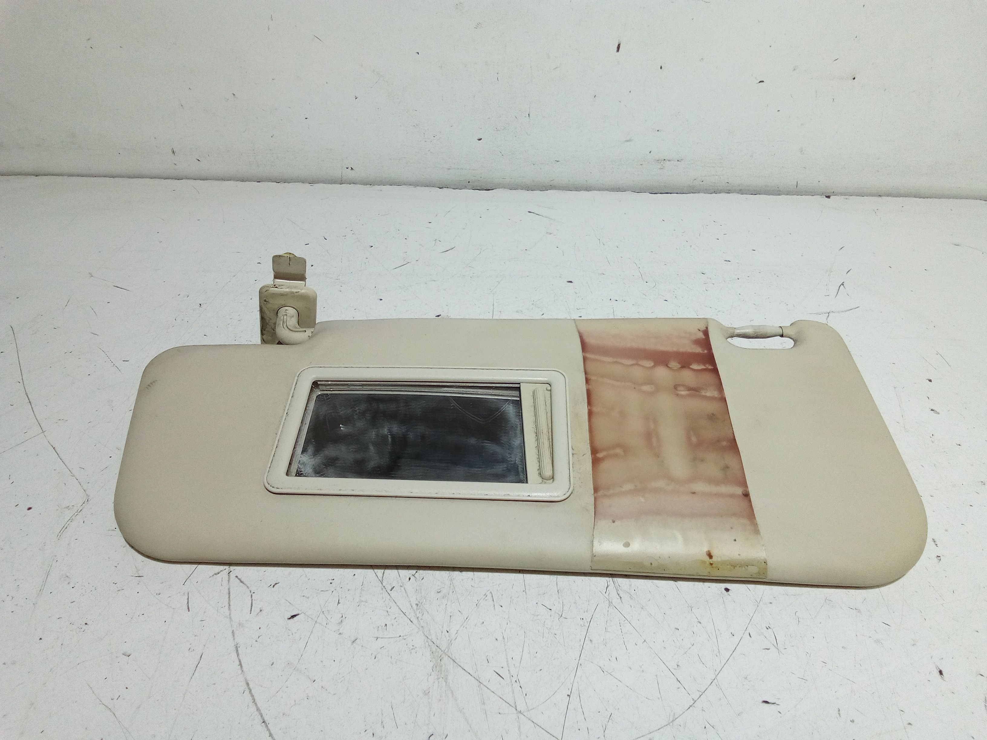 Aletta Parasole Parabrezza Sinistro 1570923 Usato