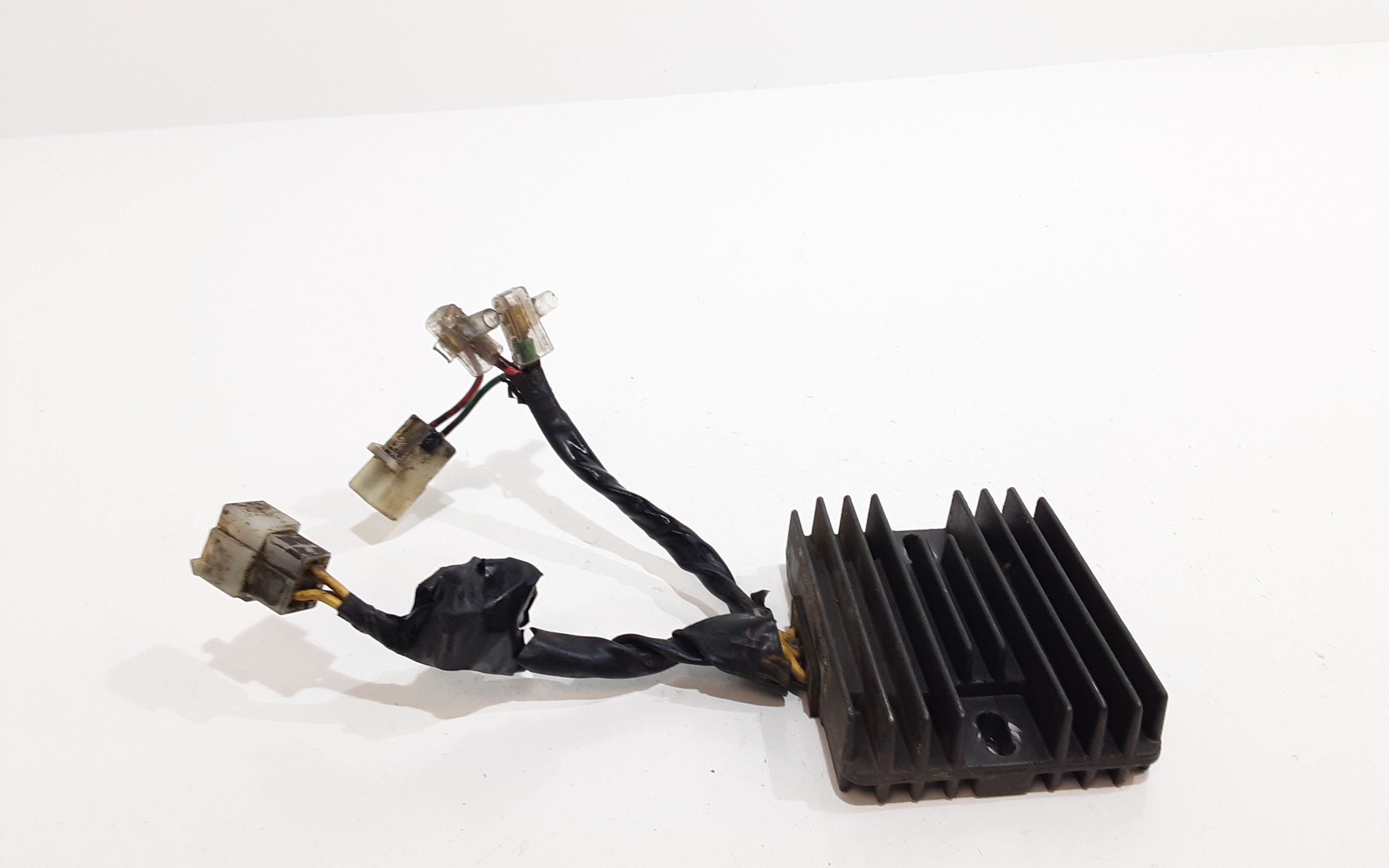 Regolatore Tensione Usato