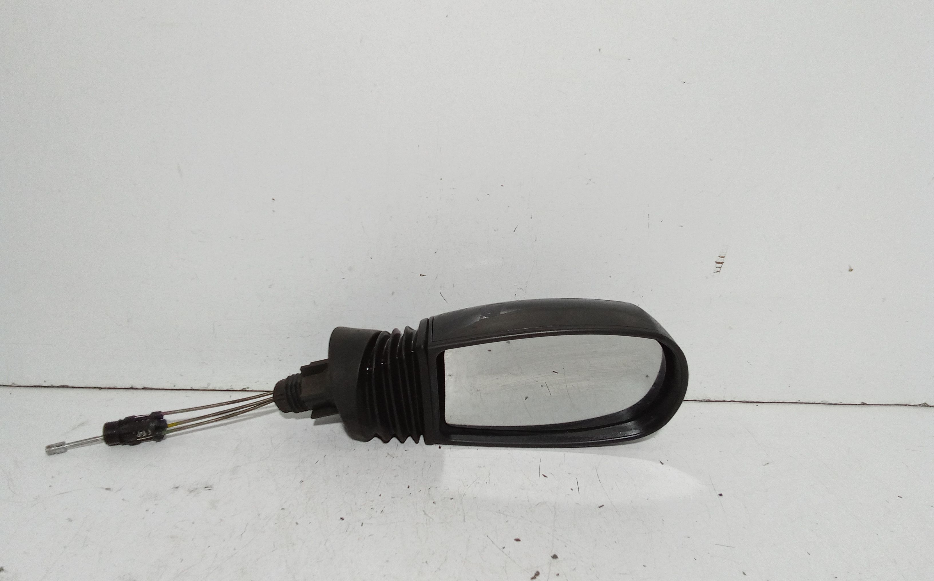 Retrovisore Est. Destro 735310073 Usato