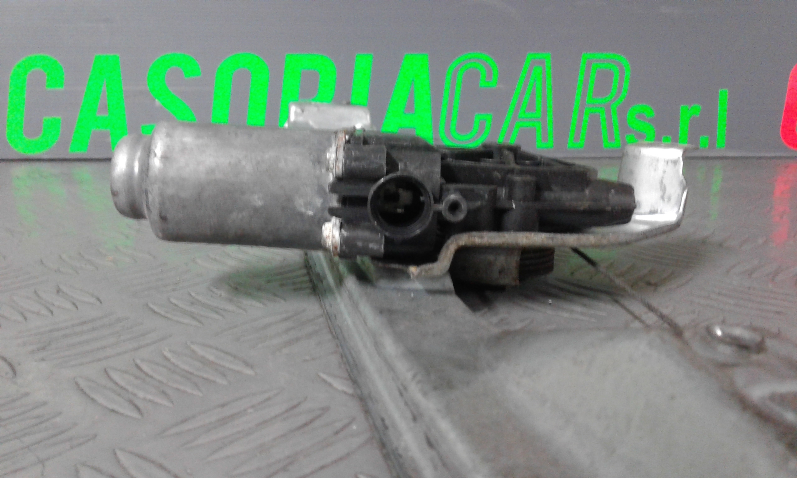 Alzacristallo Porta Post. Destro 8200291155 Usato