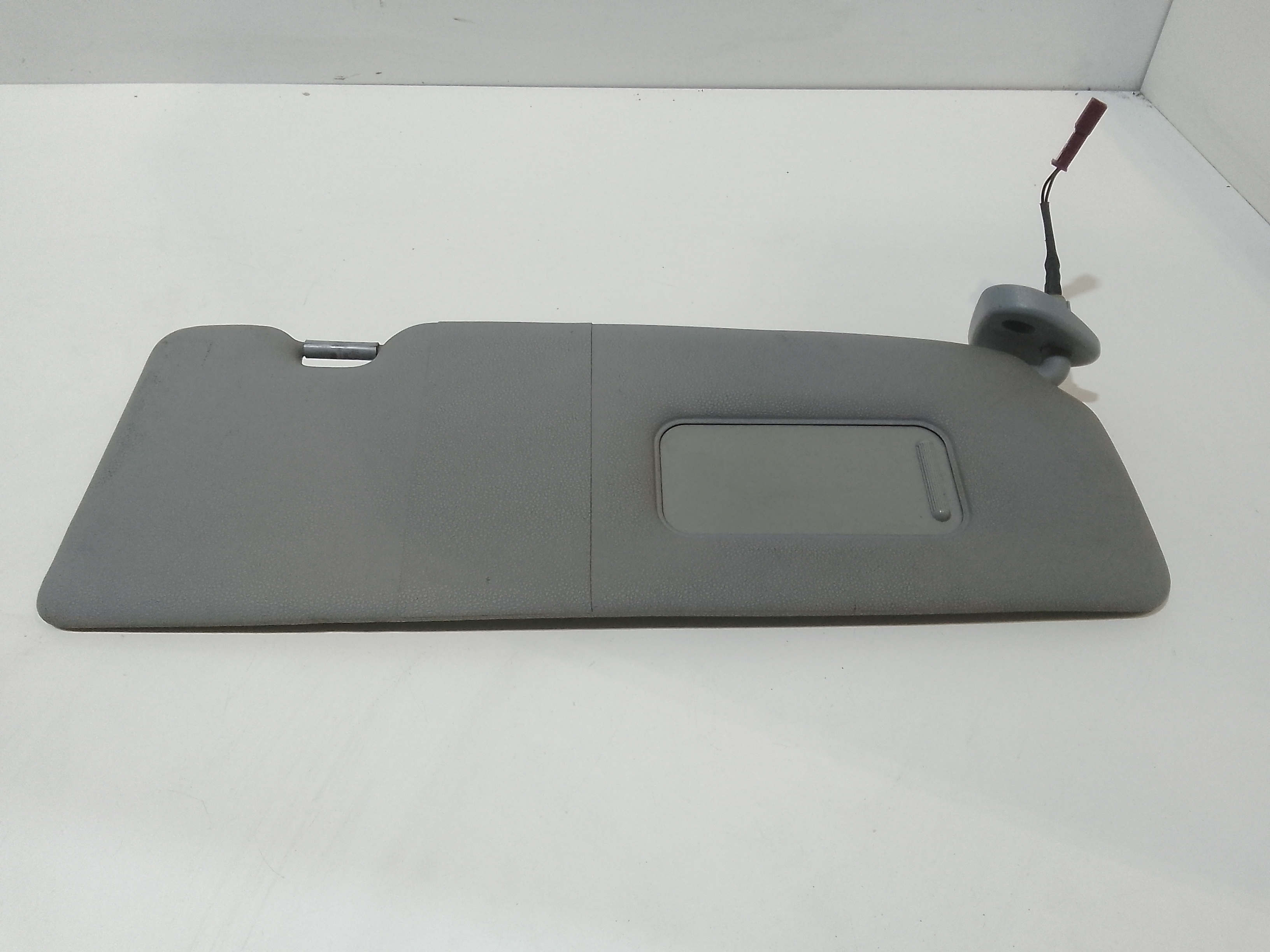 Aletta Parasole Parabrezza Destro 51167252508 Usato