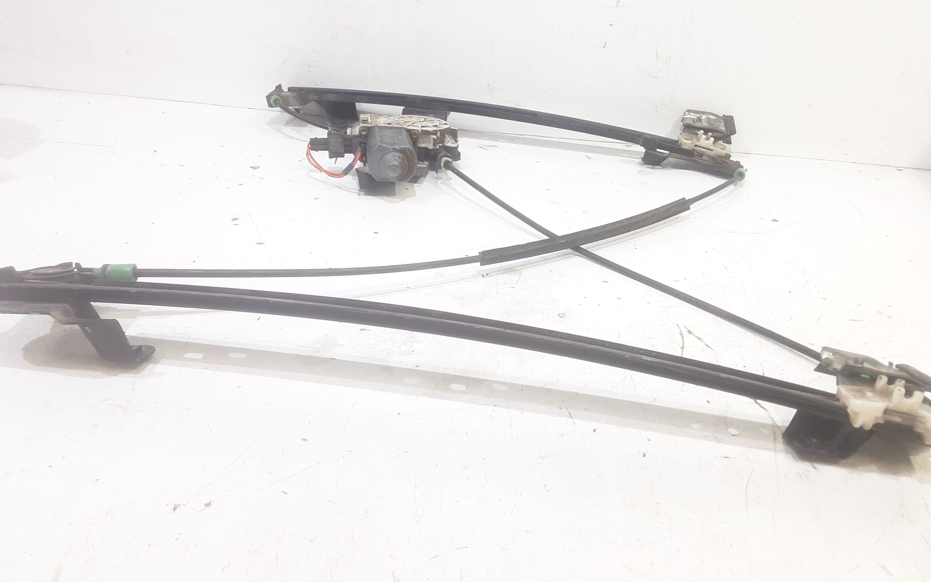 Alzacristallo Porta Ant. Sinistro Usato