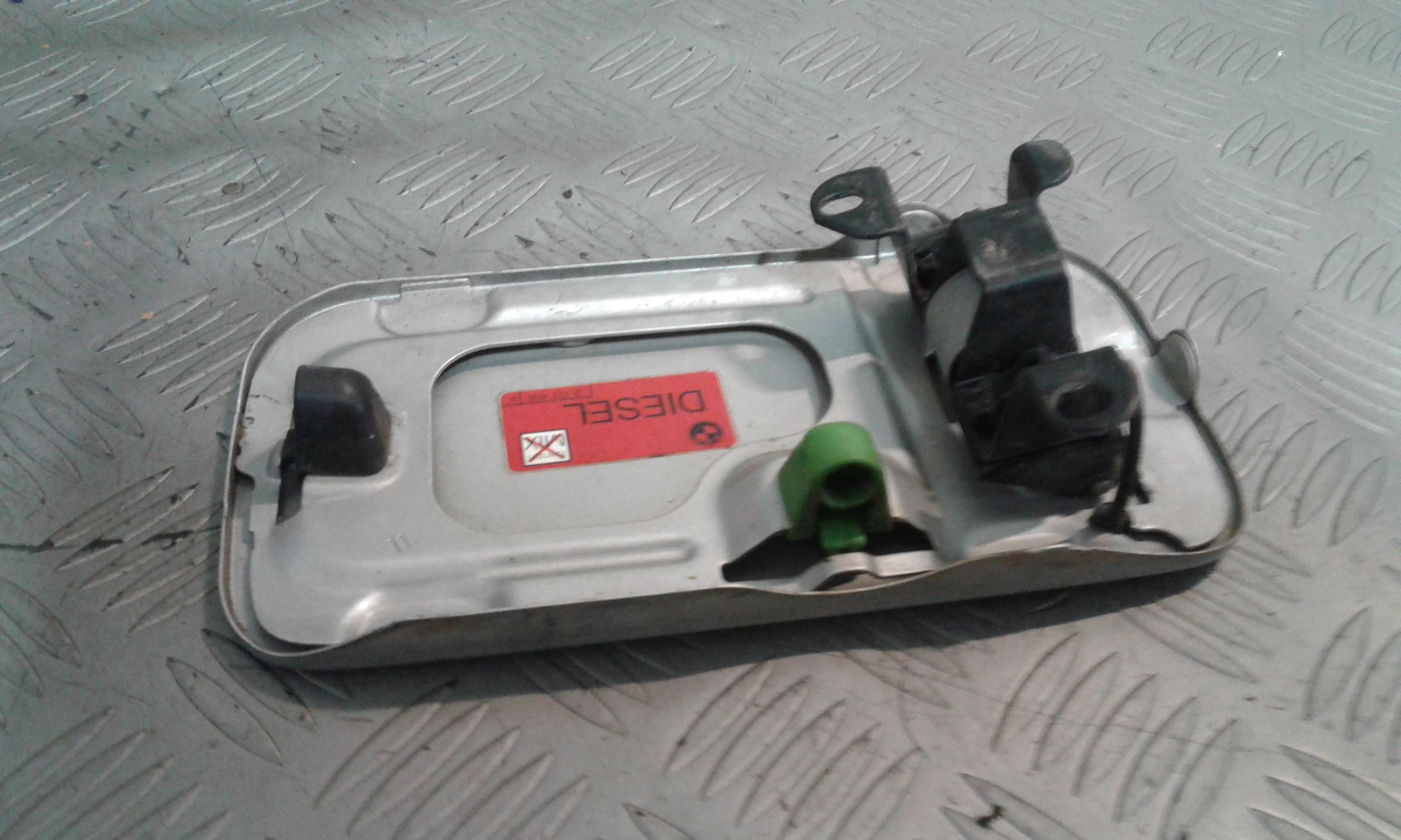 Sportello Carburante 51178204412 Usato