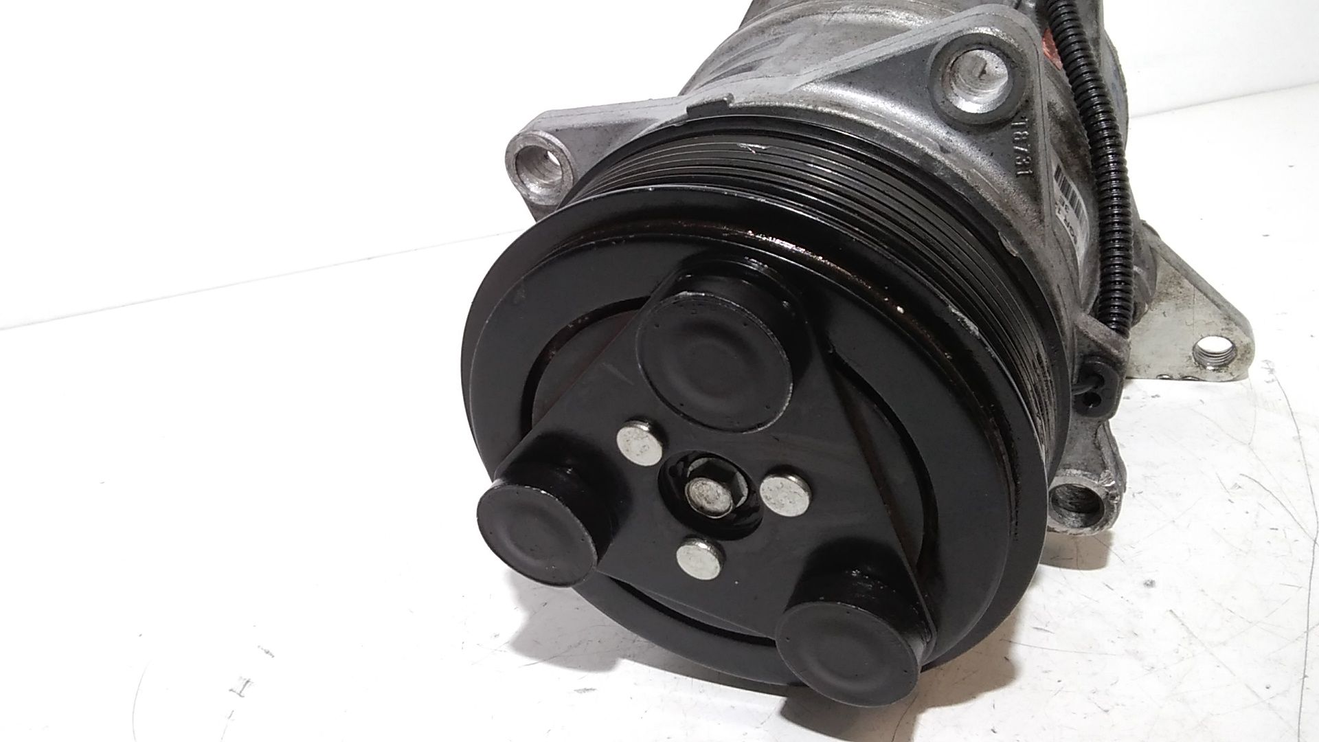 Compressore A/c A0002306811 Usato