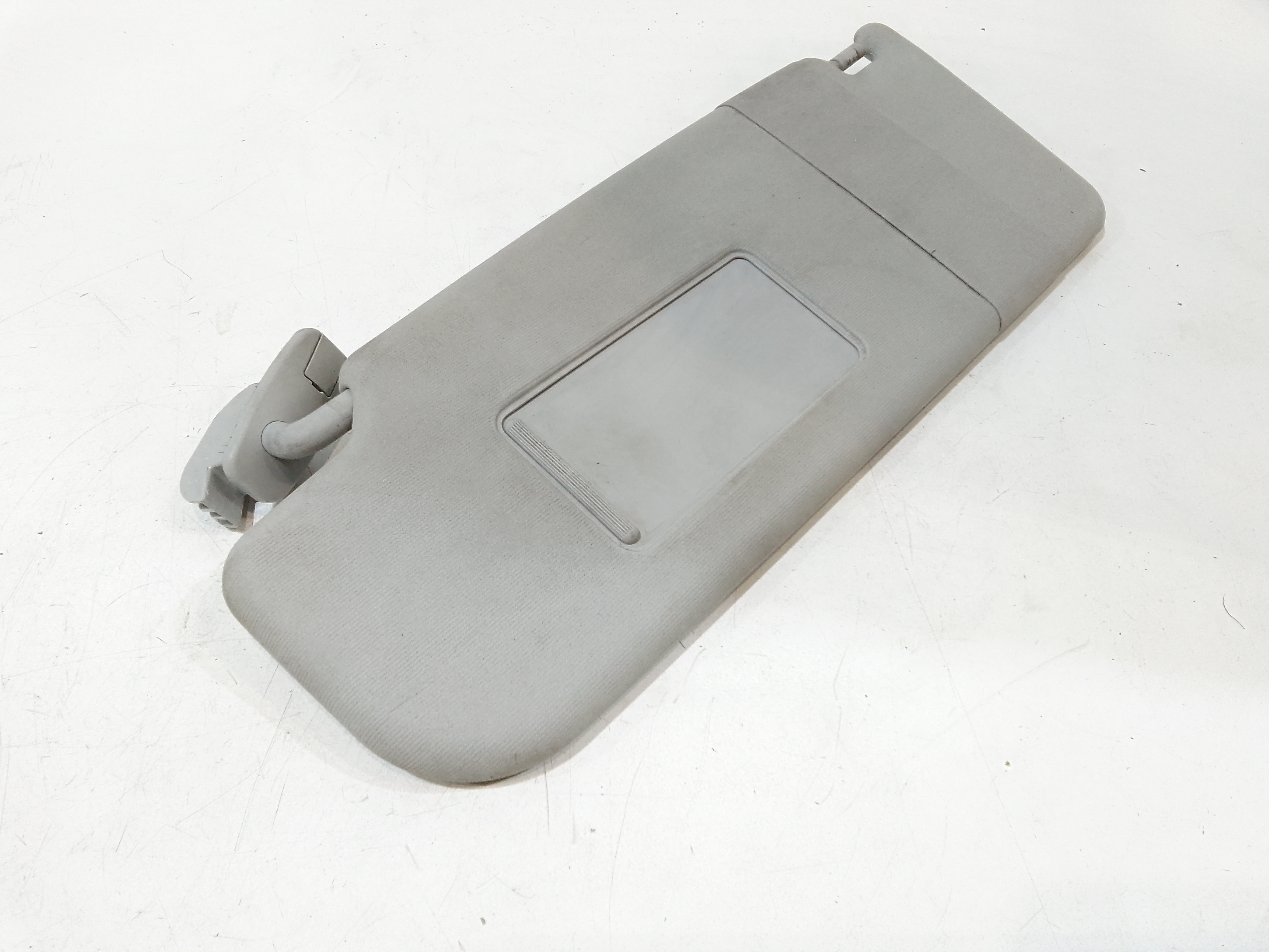 Aletta Parasole Parabrezza Sinistro 6Y1857551SX14 Usato