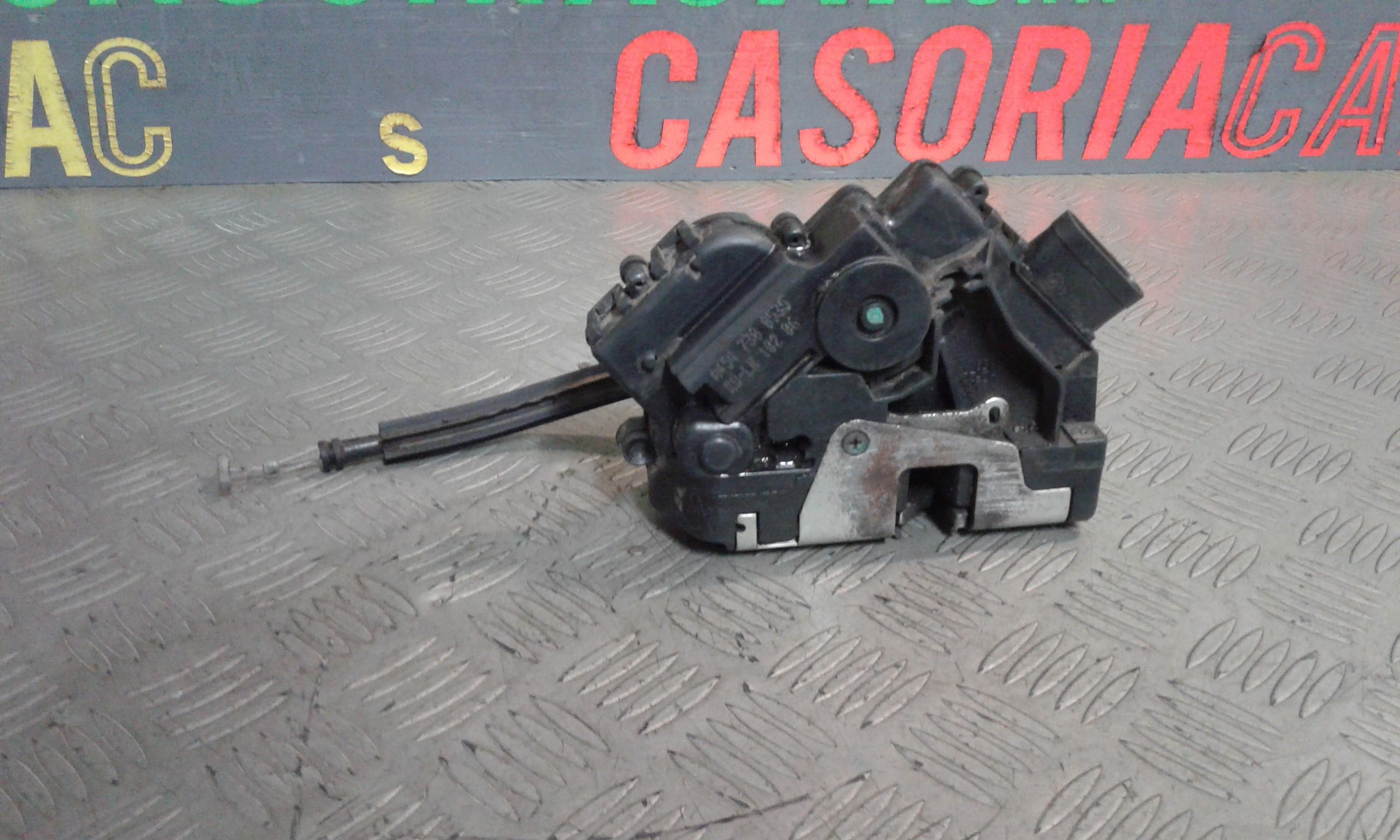 Serratura Porta Post. Sinistro A4547300135 Usato