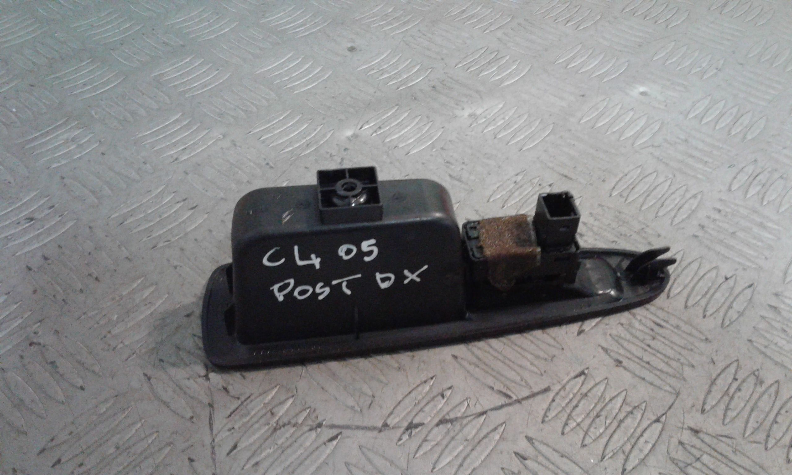 Interruttore Alzacristalli Porta Post. Destro 6554HK Usato