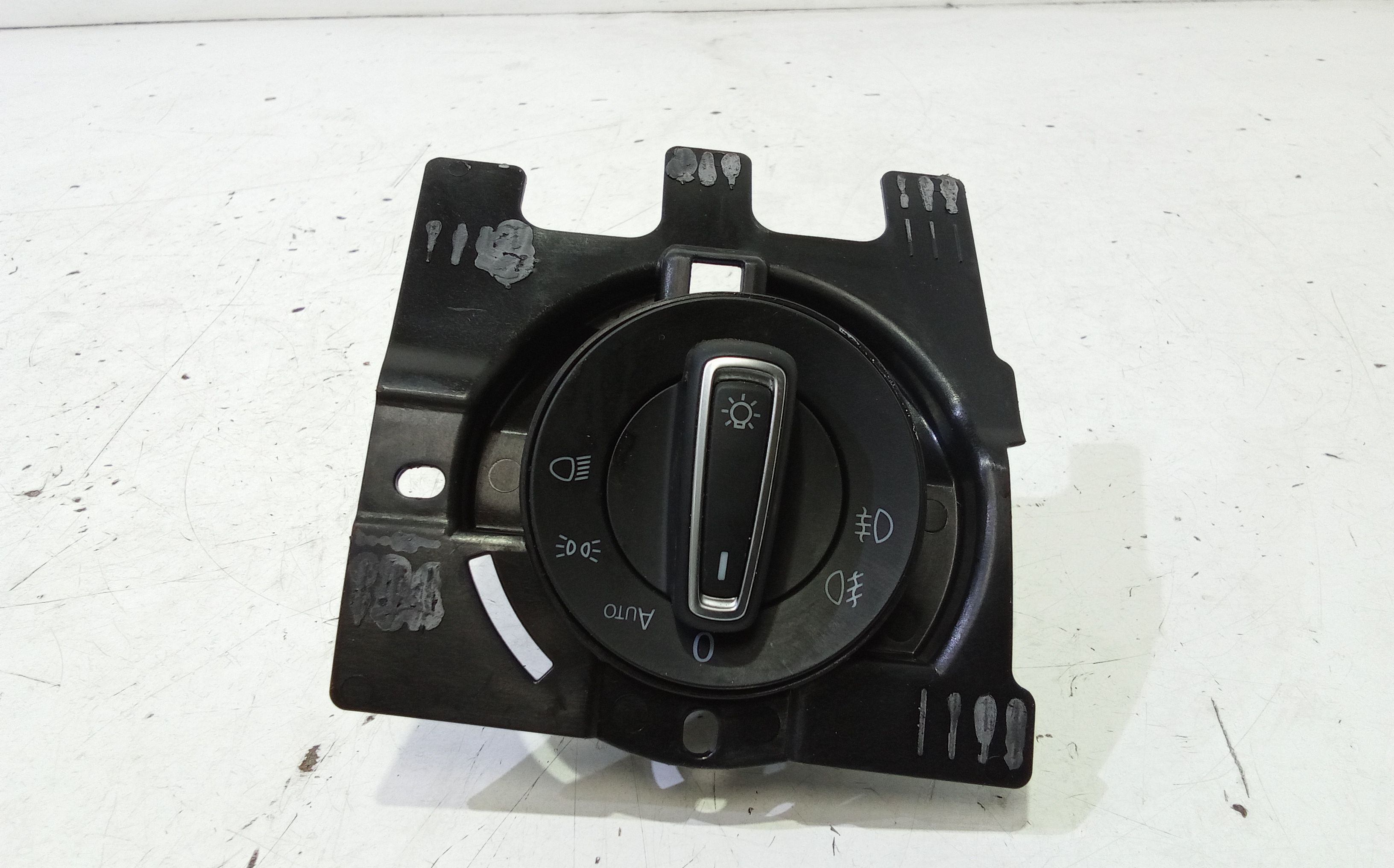 Interruttore Blocco Comando Luci 5G0941431BDWZU Usato