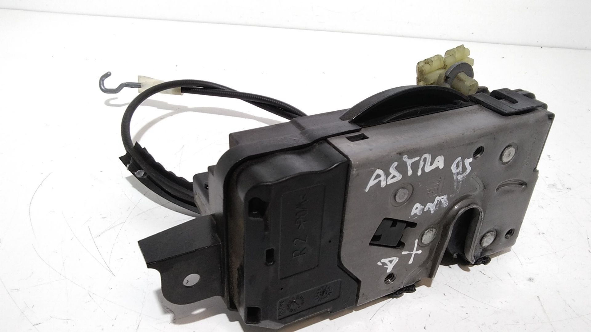 Serratura Porta Ant. Destro 13210741 Usato