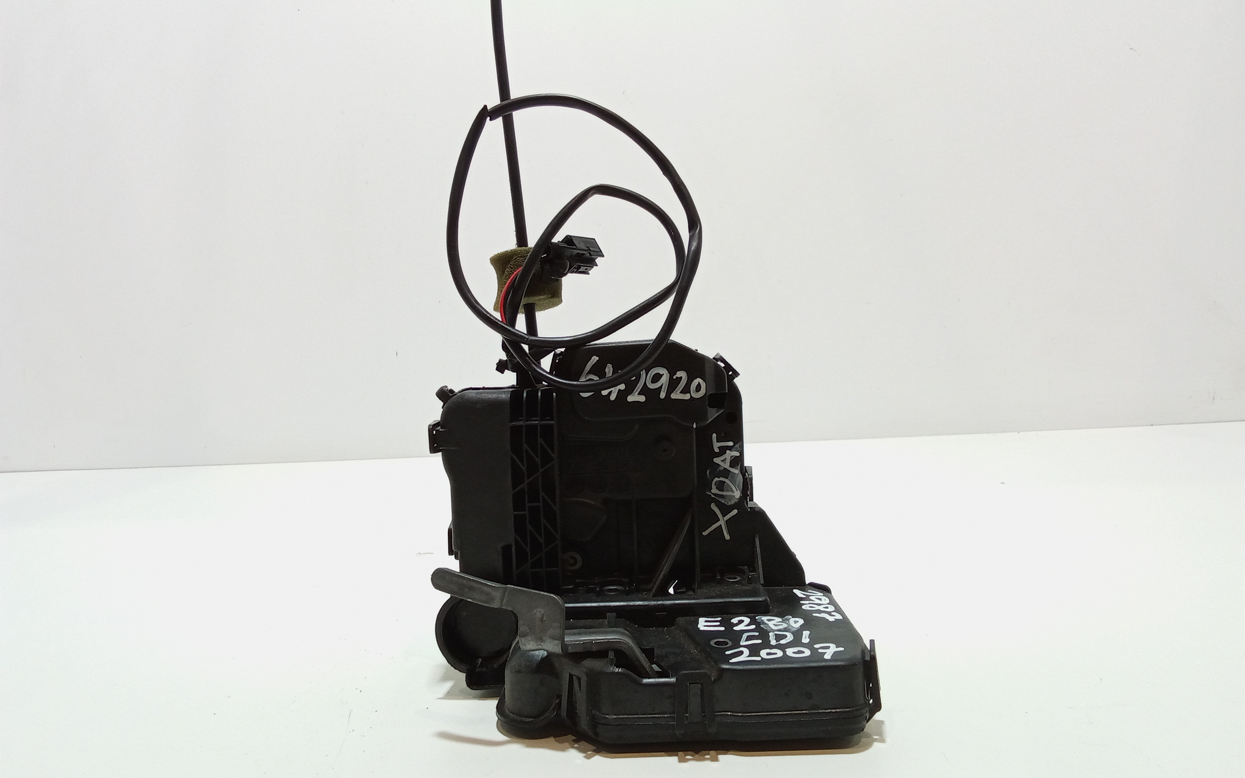 Serratura Porta Ant. Destro A2117200635 Usato