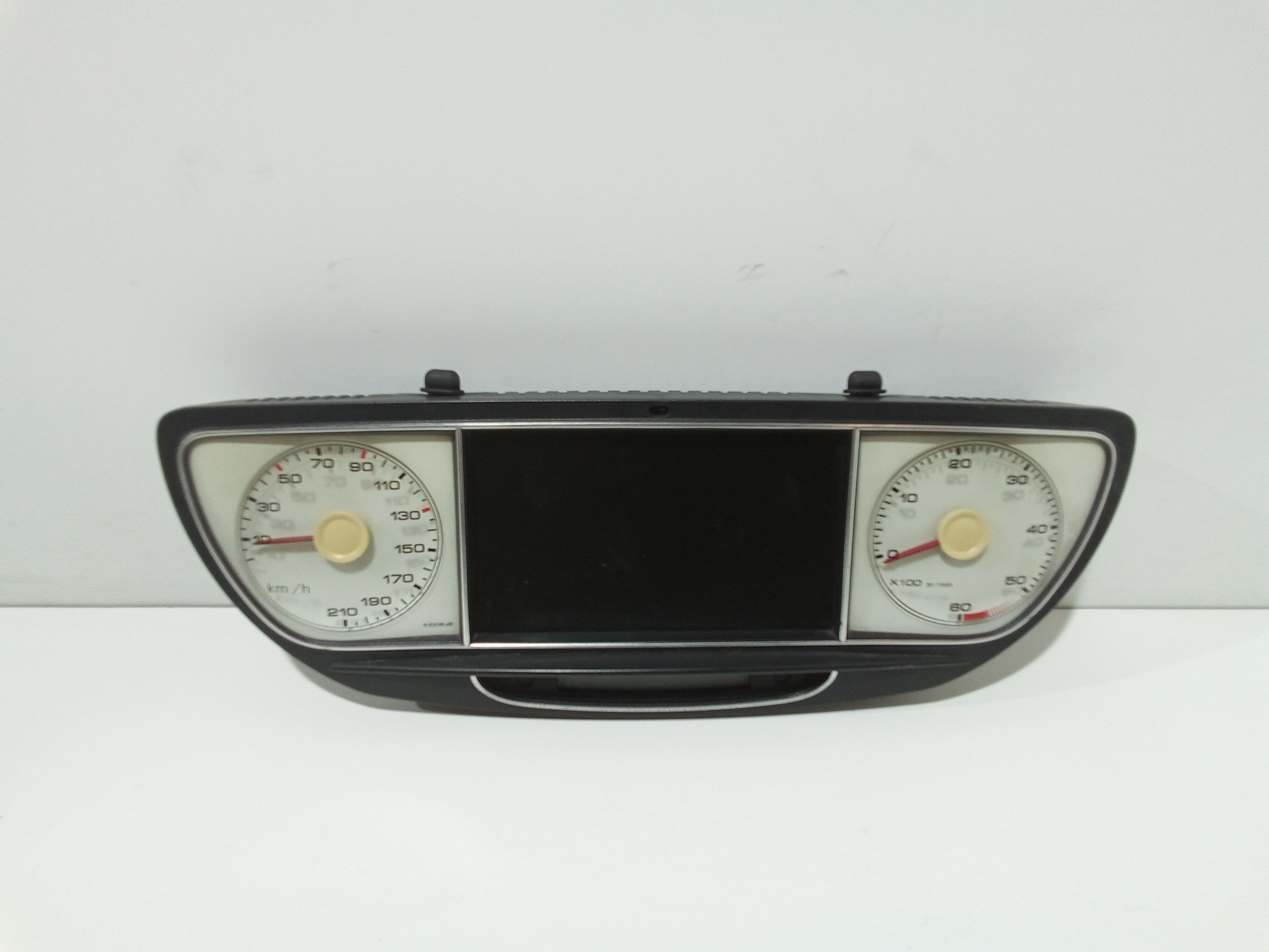 Quadro Portastrumenti Usato