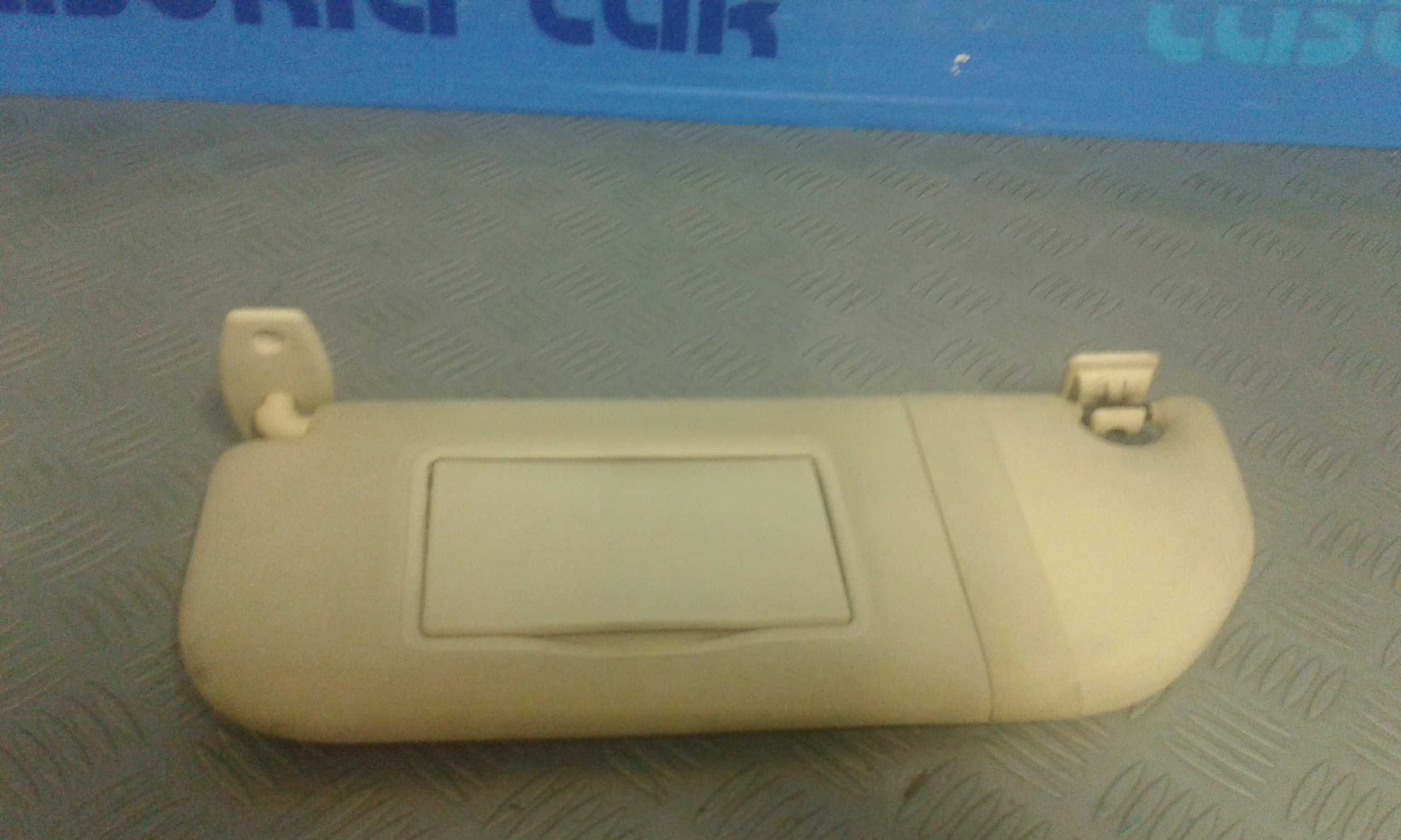 Aletta Parasole Parabrezza Sinistro Usato