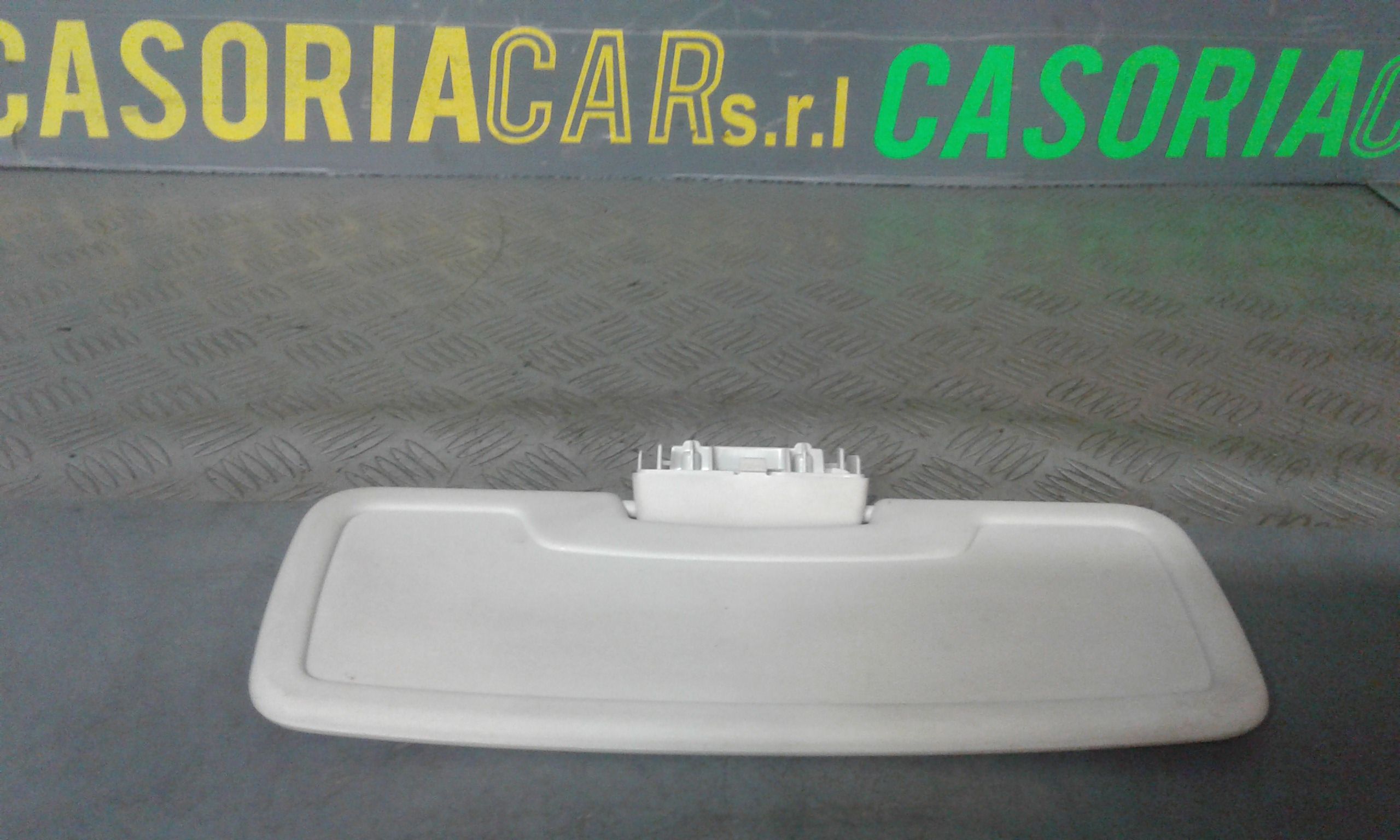 Aletta Parasole Parabrezza Sinistro A4518100110C24A Usato