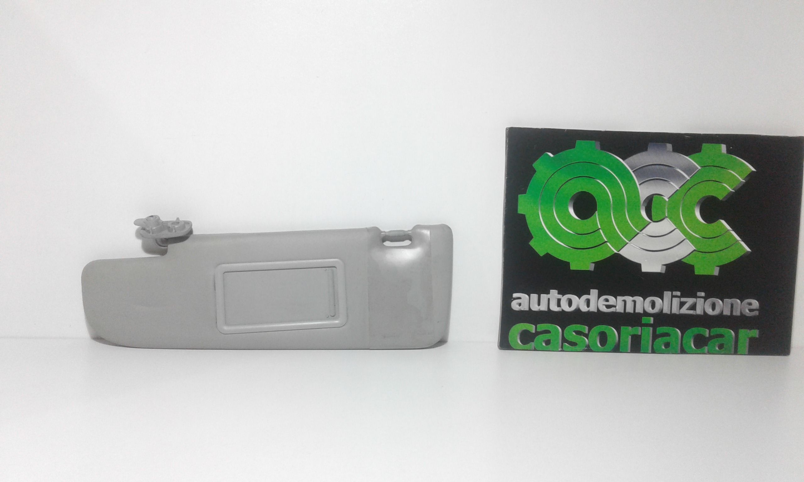 Aletta Parasole Parabrezza Sinistro 735660550 Usato