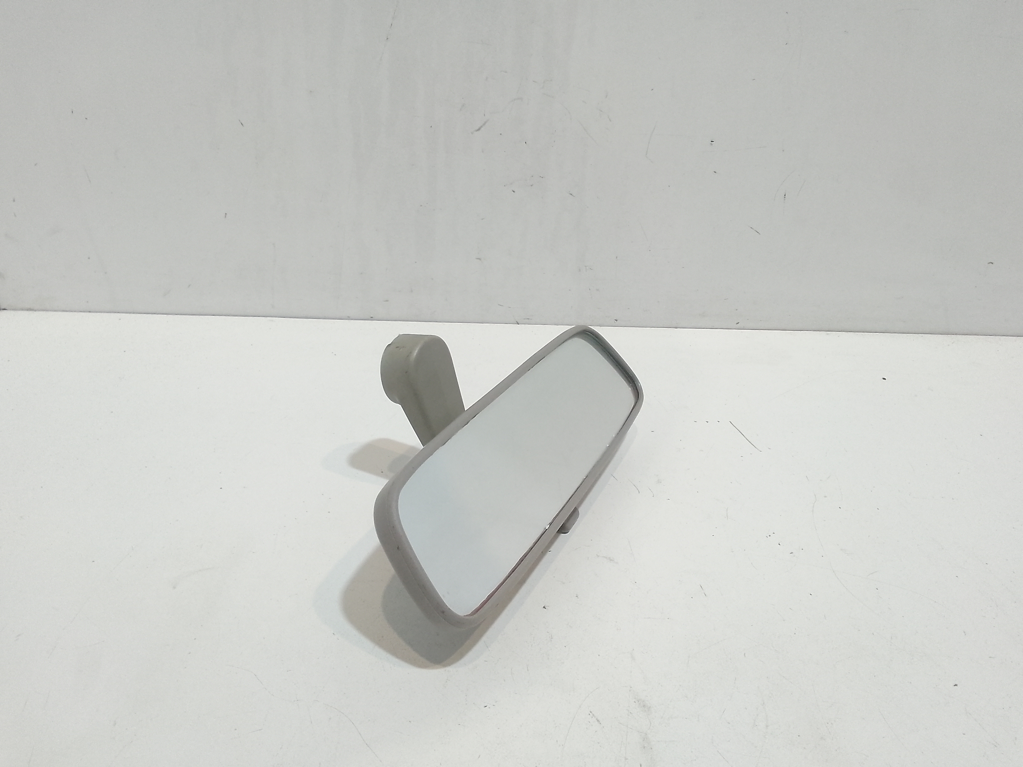 Retrovisore Interno 8477063J00000 Usato