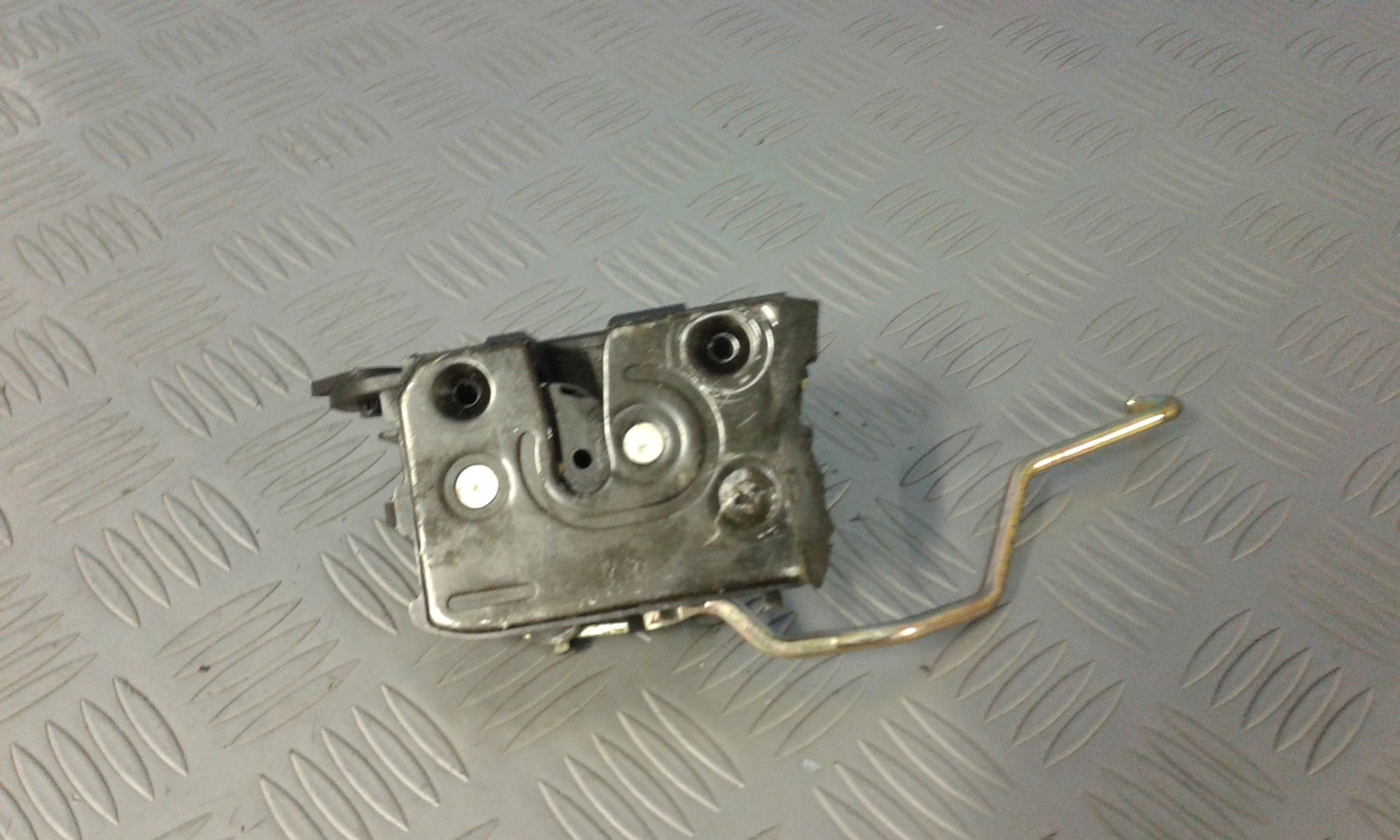 Serratura Porta Post. Destro 957361C000 Usato