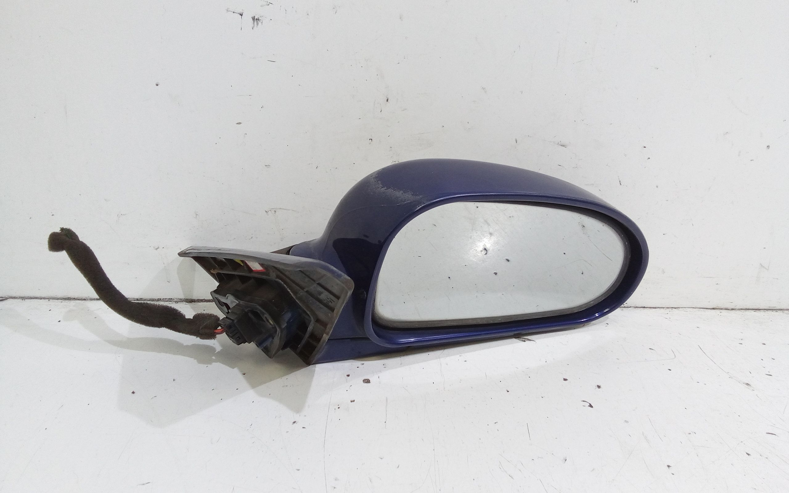 Retrovisore Est. Destro Usato