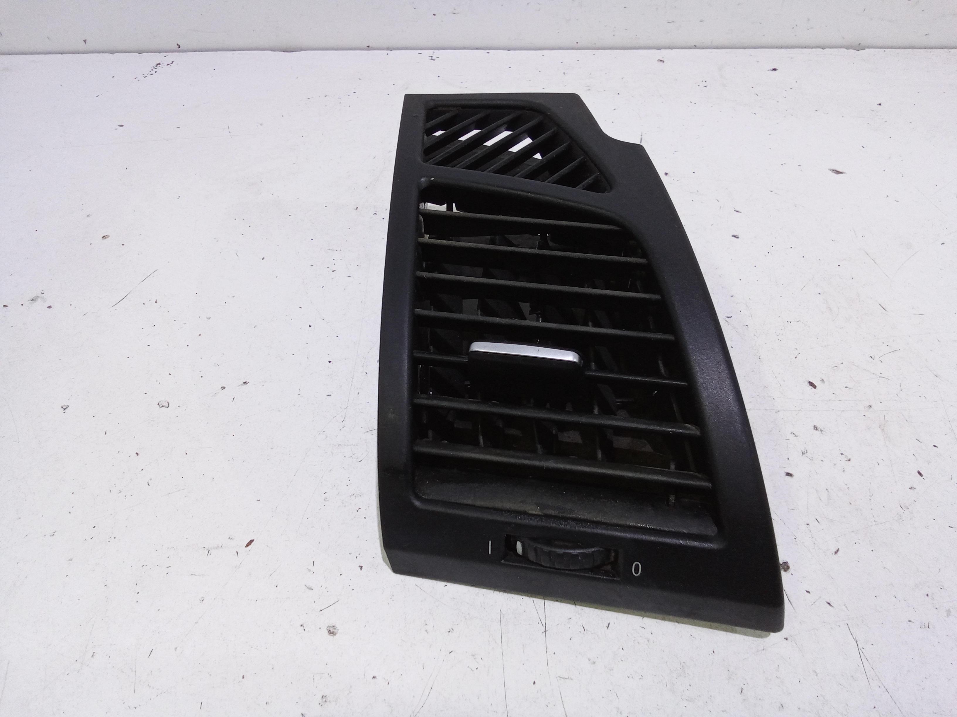 Condotto Aria Bocchette Lat. Cruscotto Destro Usato