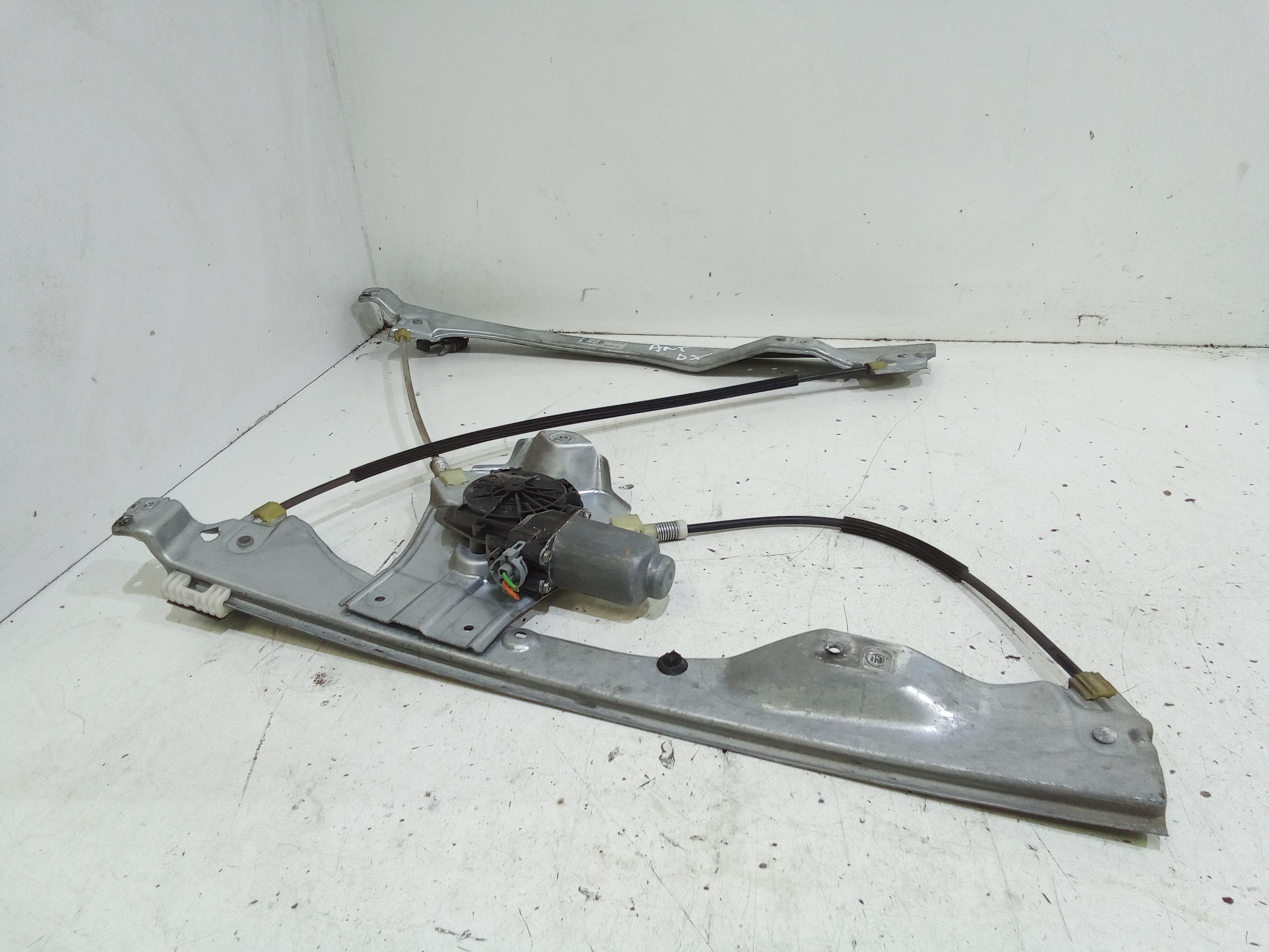 Alzacristallo Porta Ant. Destro Usato