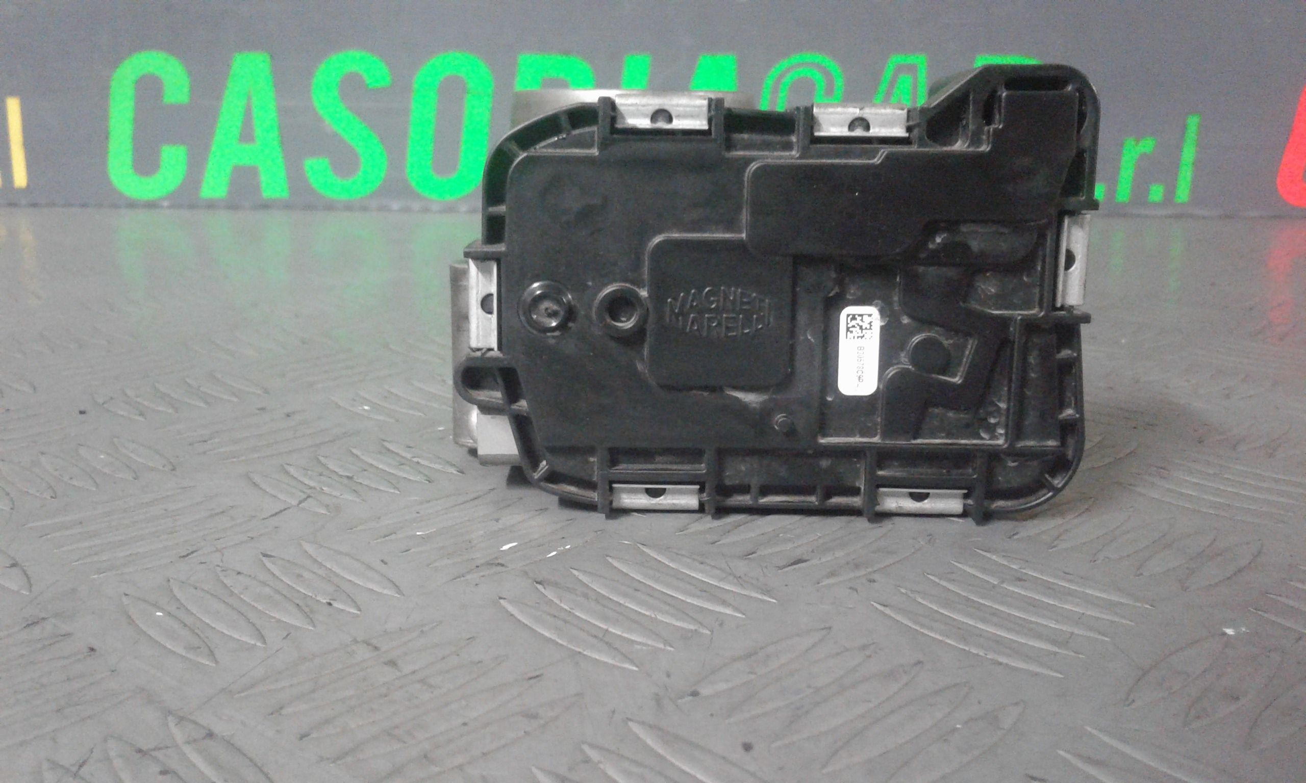 Corpo Farfallato 77365779 Usato