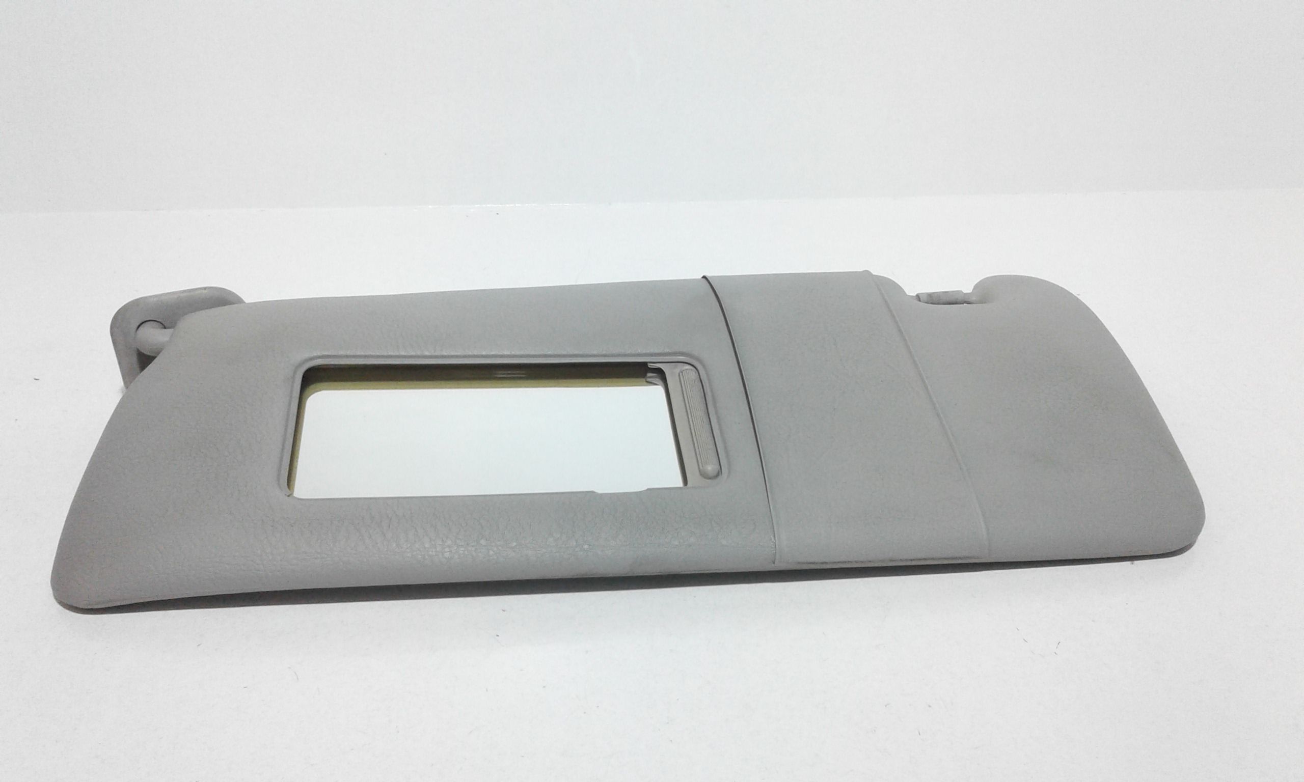 Aletta Parasole Parabrezza Sinistro 51162699047 Usato