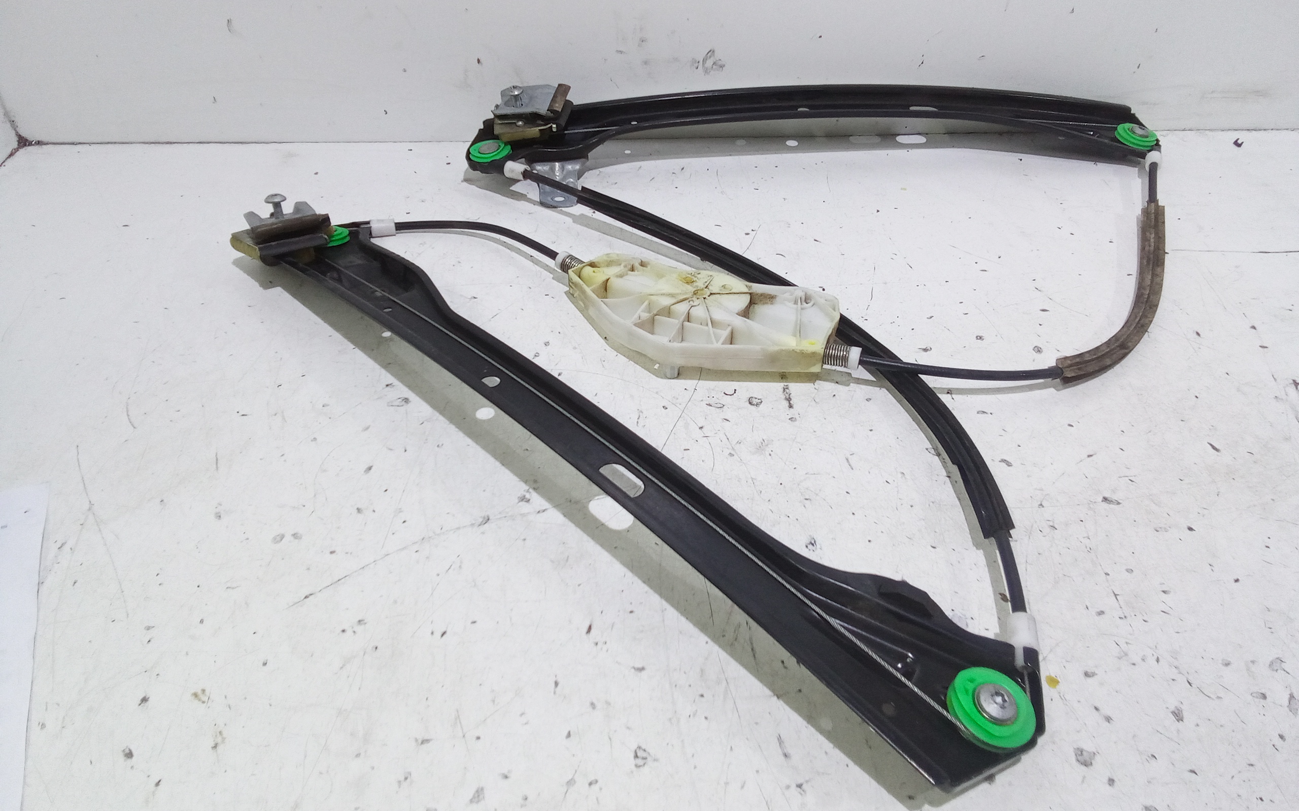 Alzacristallo Porta Ant. Destro Usato