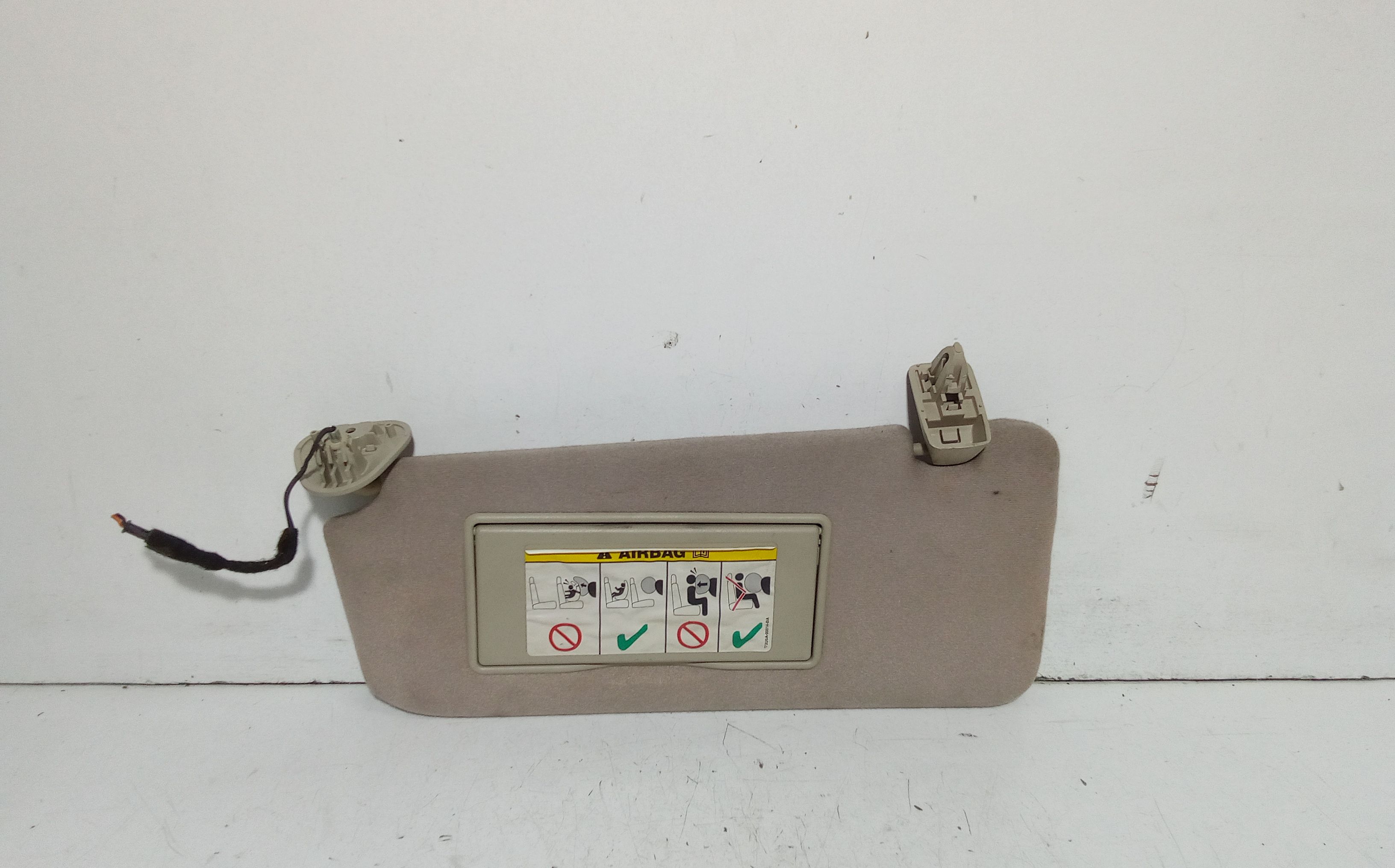 Aletta Parasole Parabrezza Sinistro Usato