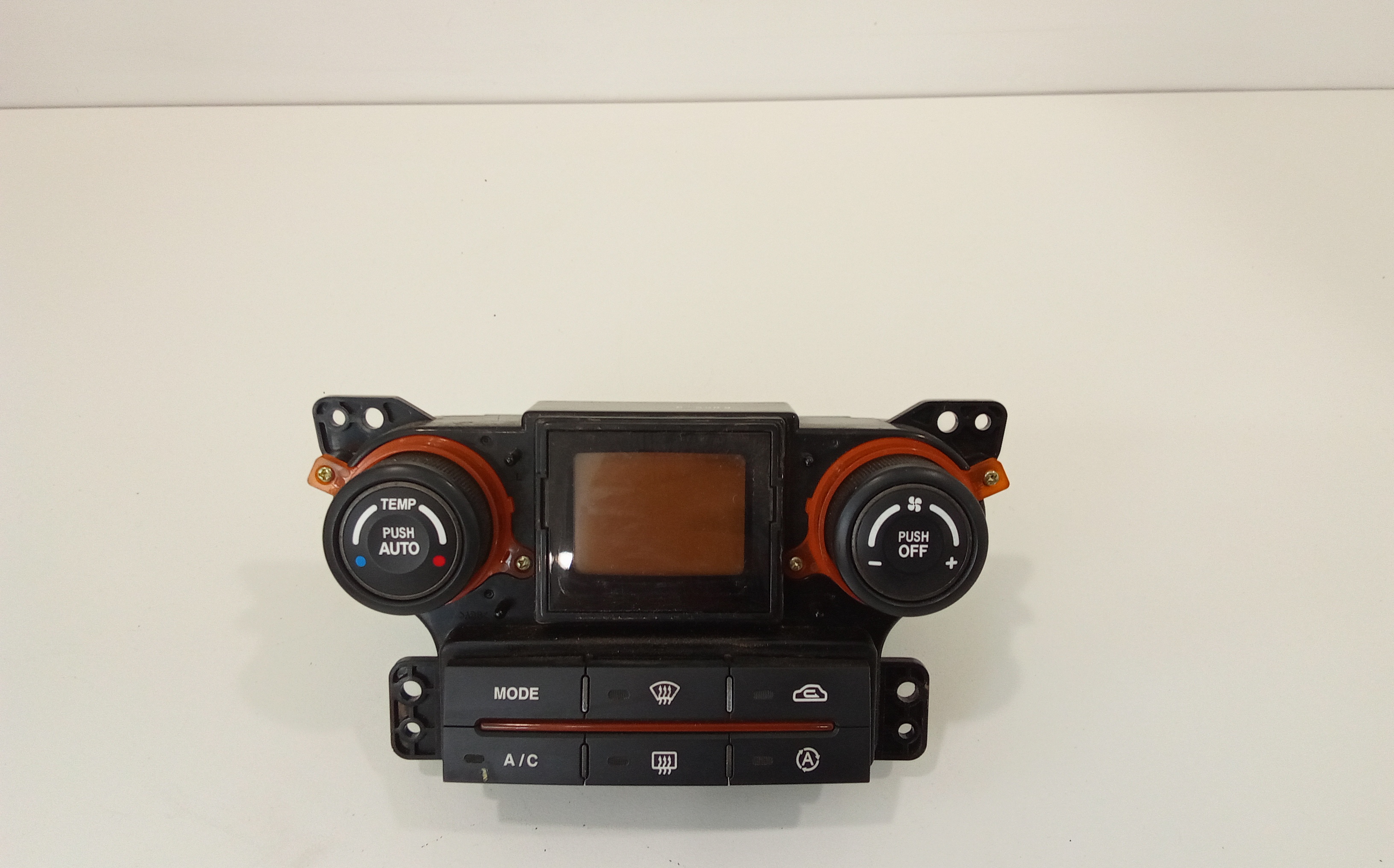 Blocco Comando Climatizzazione 972501D000 Usato