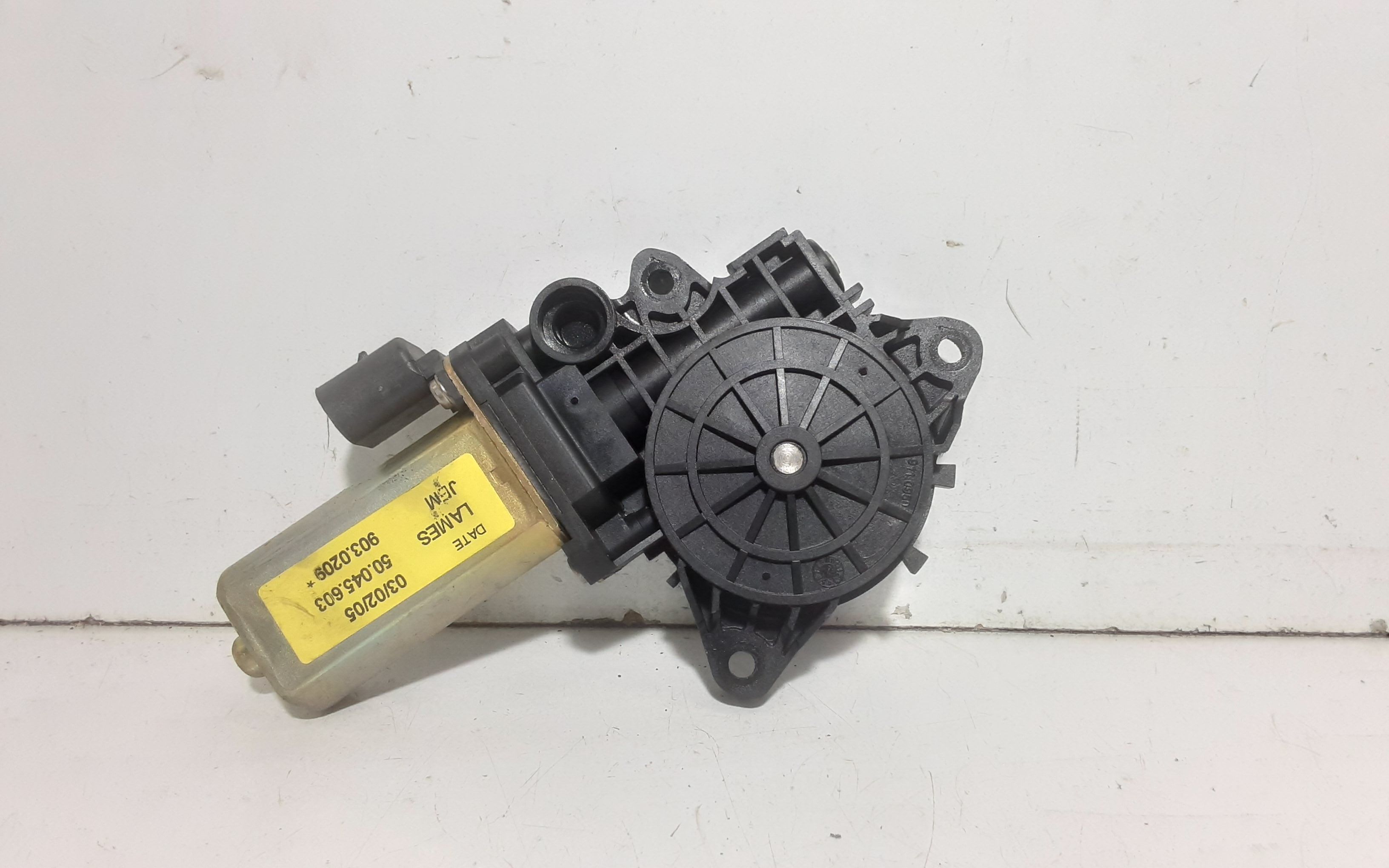 Motorino Alzacristallo Porta Ant. Destro 46841278 Usato