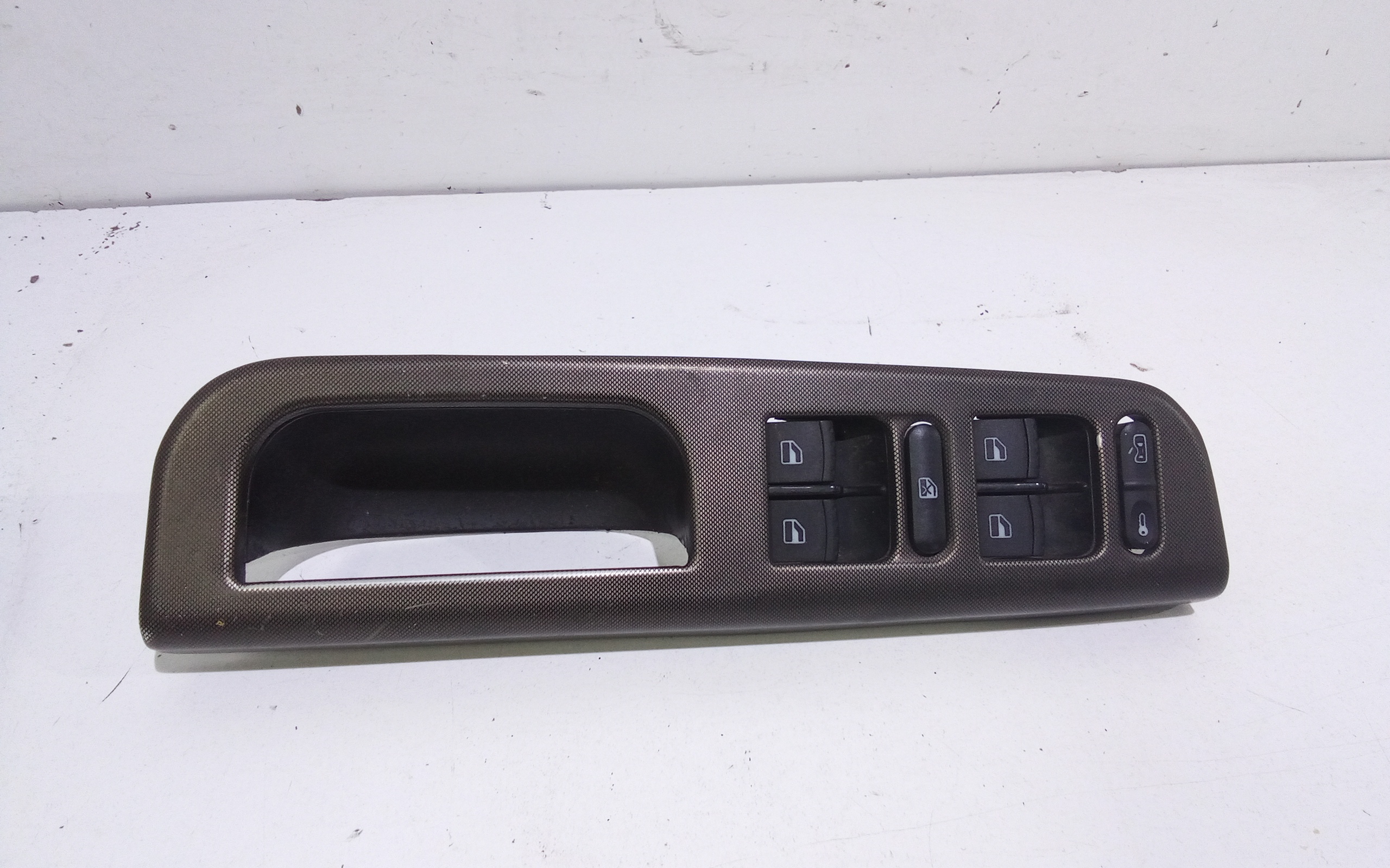 Interruttore Alzacristalli Porta Ant. Sinistro Usato