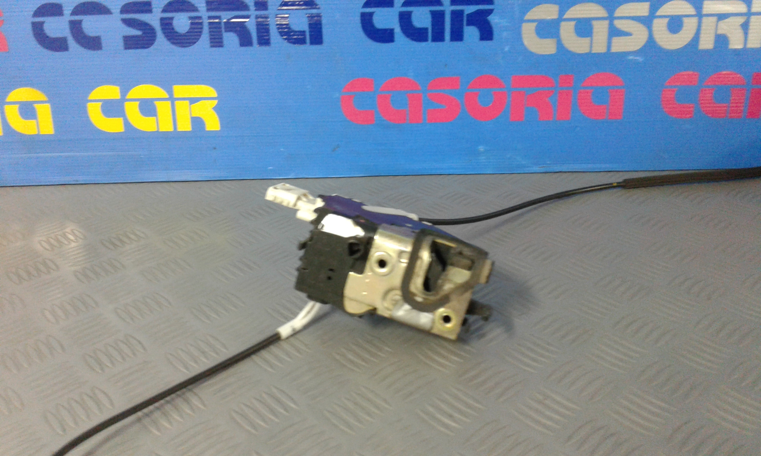 Serratura Porta Ant. Destro 9136FE Usato