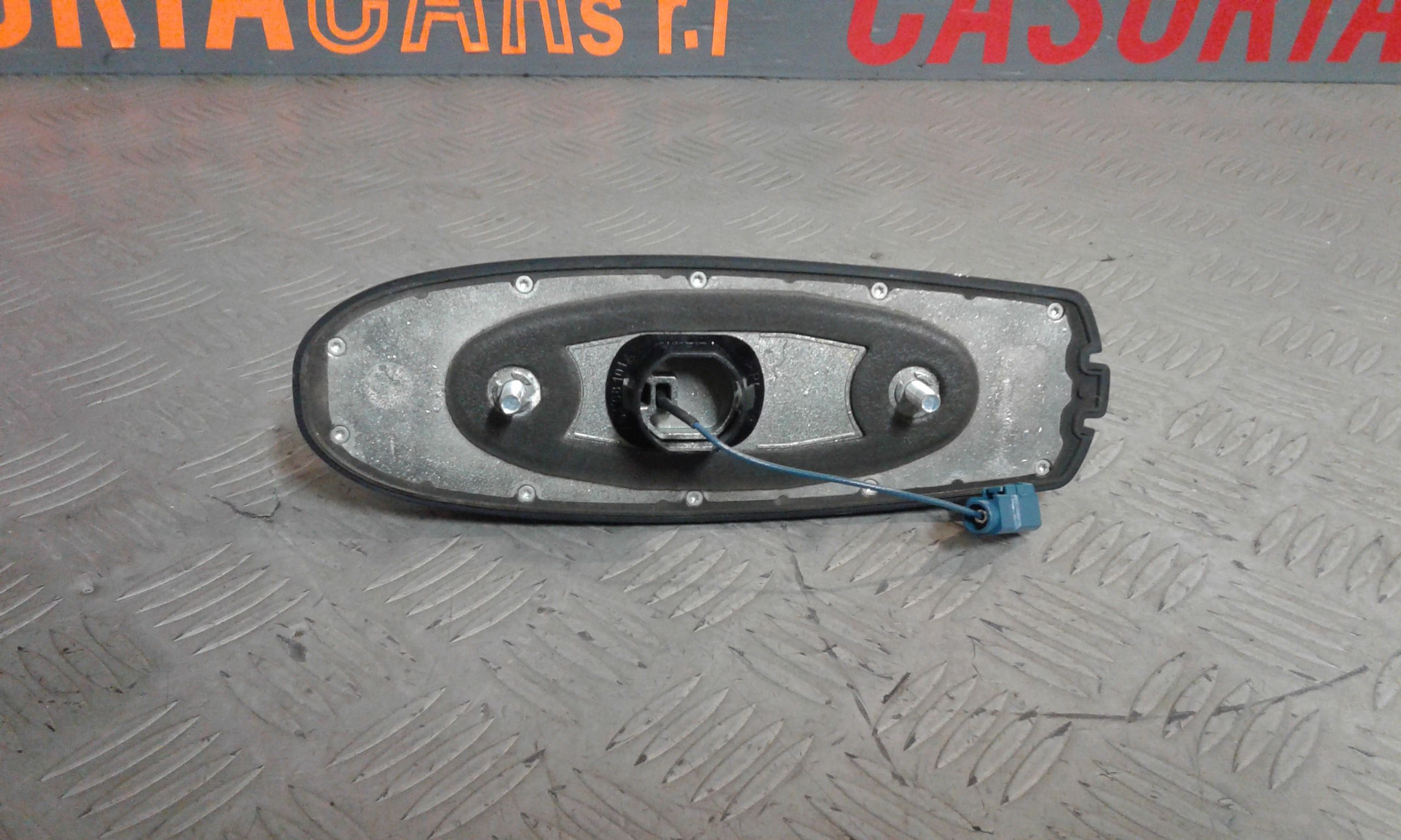 Antenna XUI500230PNP Usato