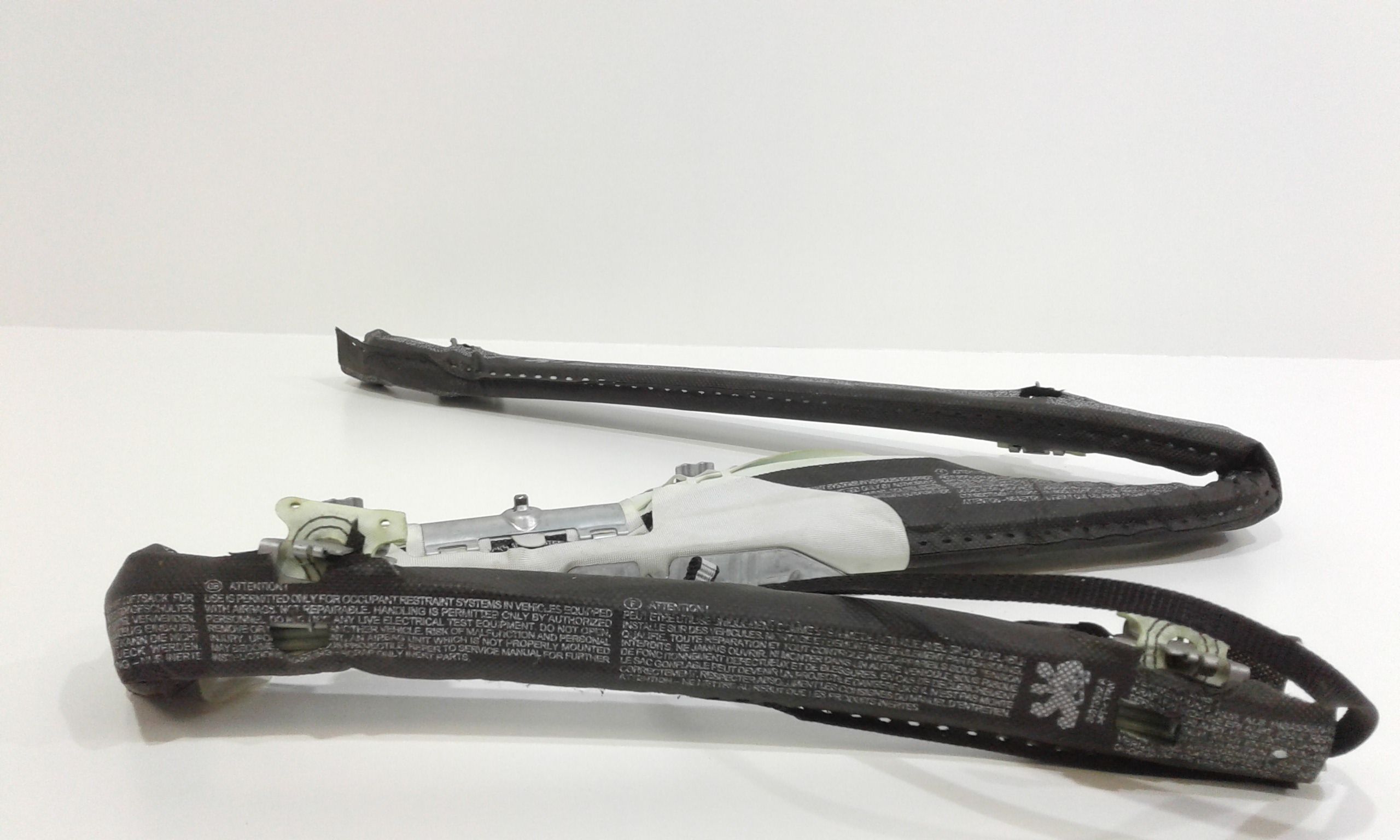 Dispositivo Airbag A Tendina Destro 8335J5 Usato