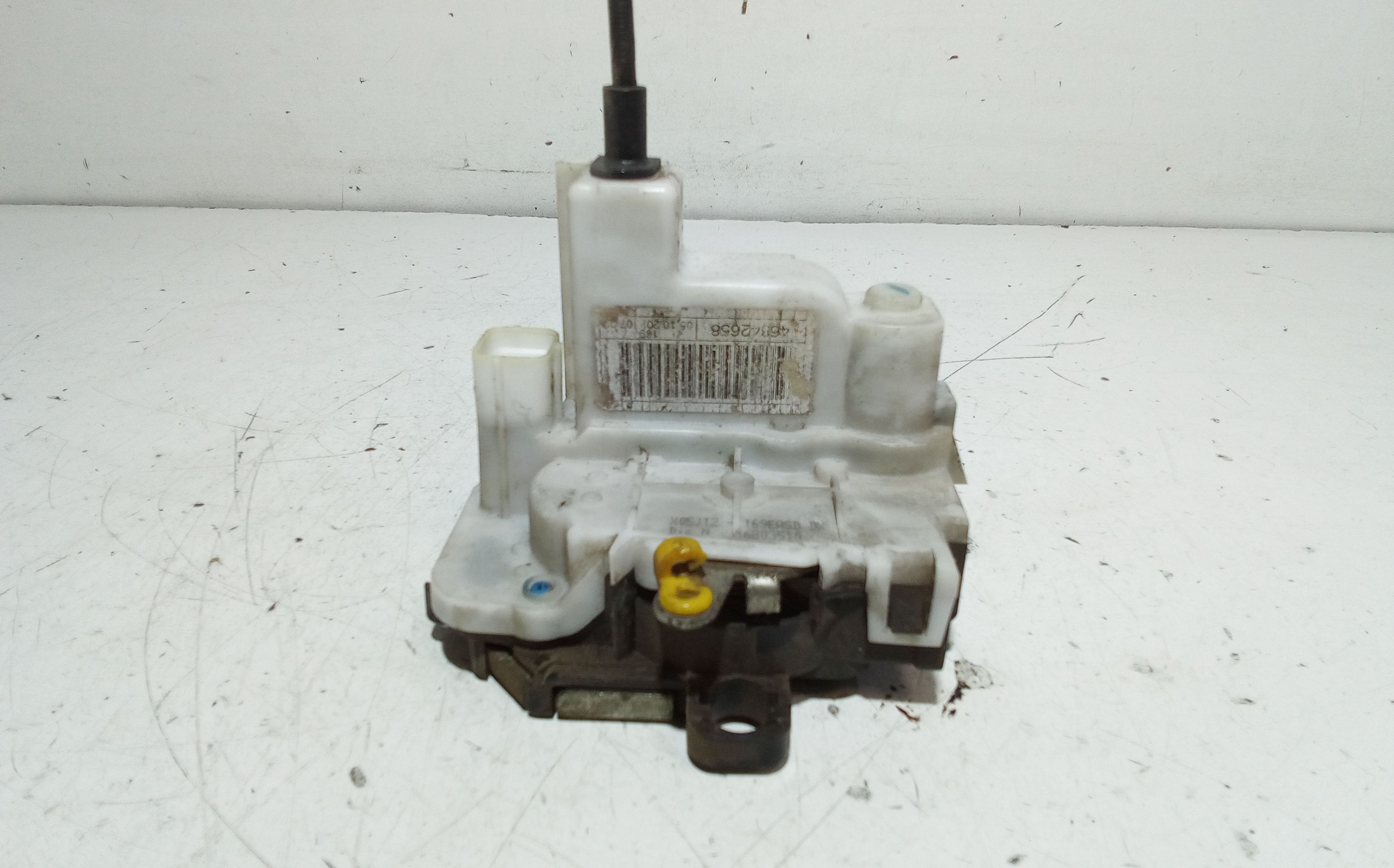 Serratura Porta Ant. Destro 51917876 Usato