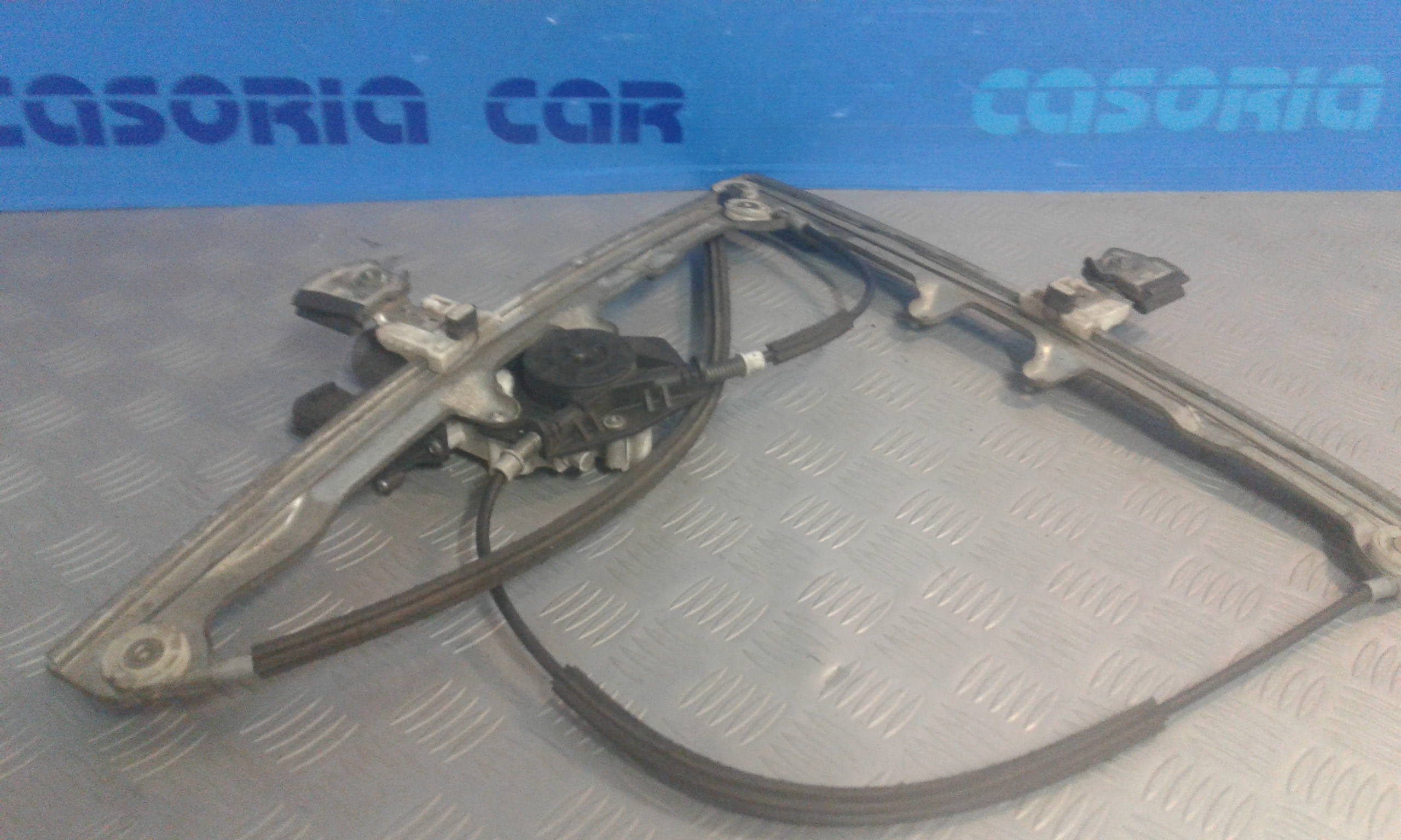 Alzacristallo Porta Ant. Destro MR503082 Usato