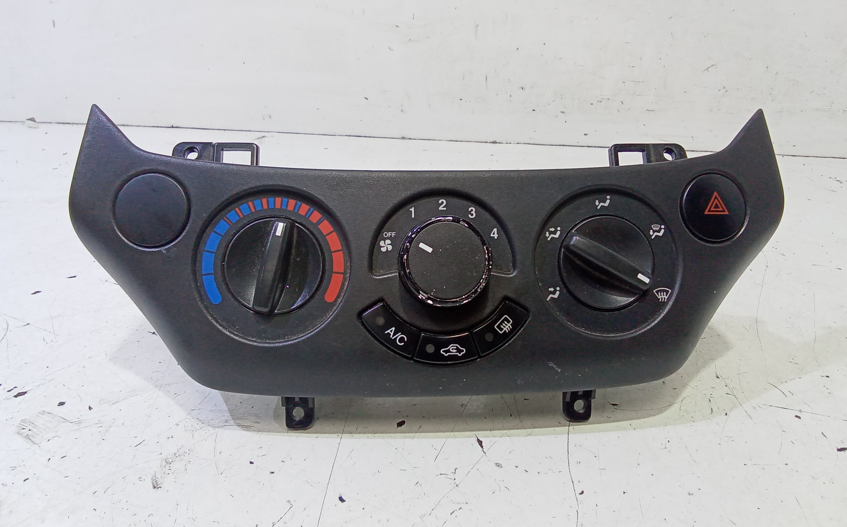 Blocco Comando Climatizzazione 96437339 Usato