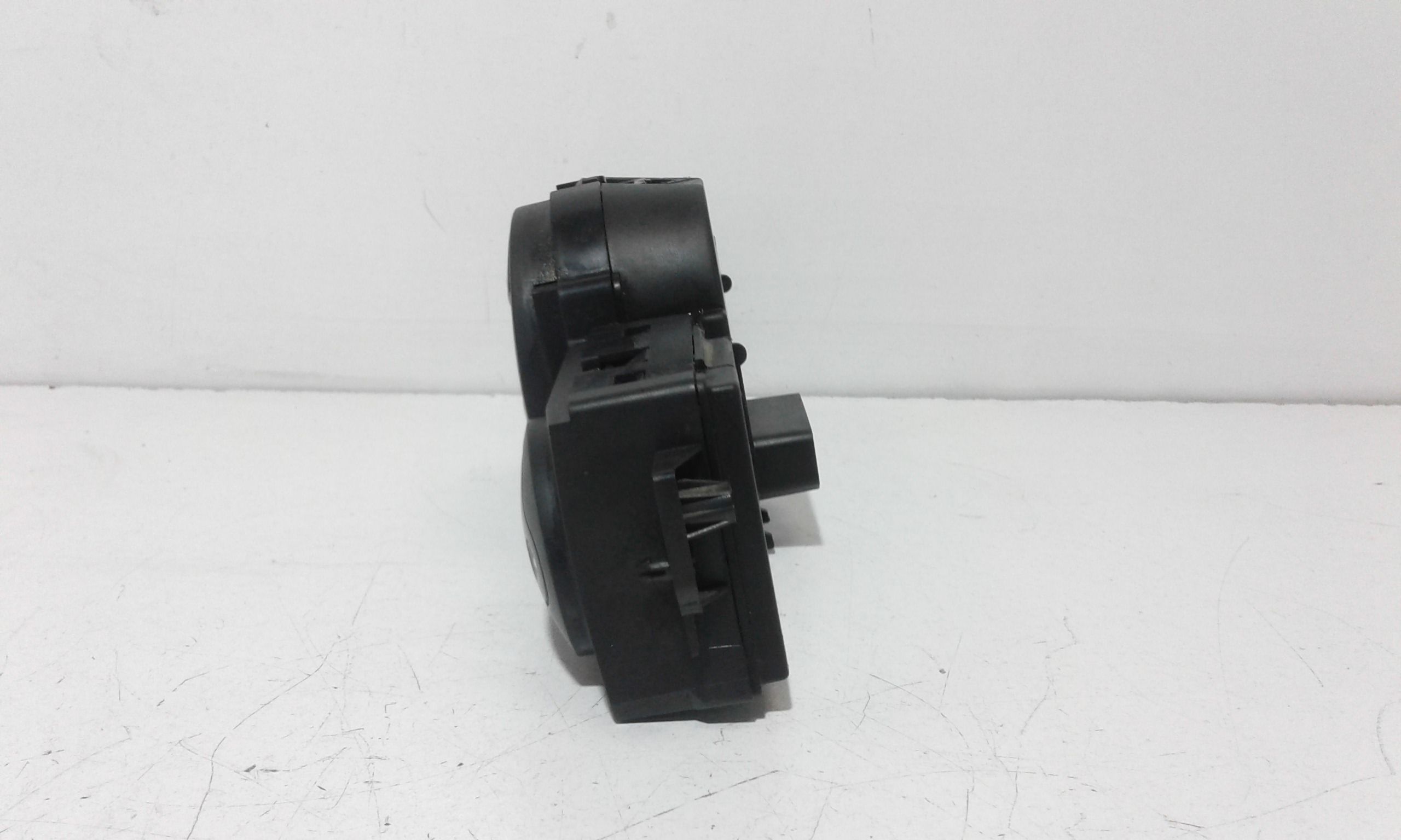 Blocco Comando Climatizzazione 7701070473 Usato