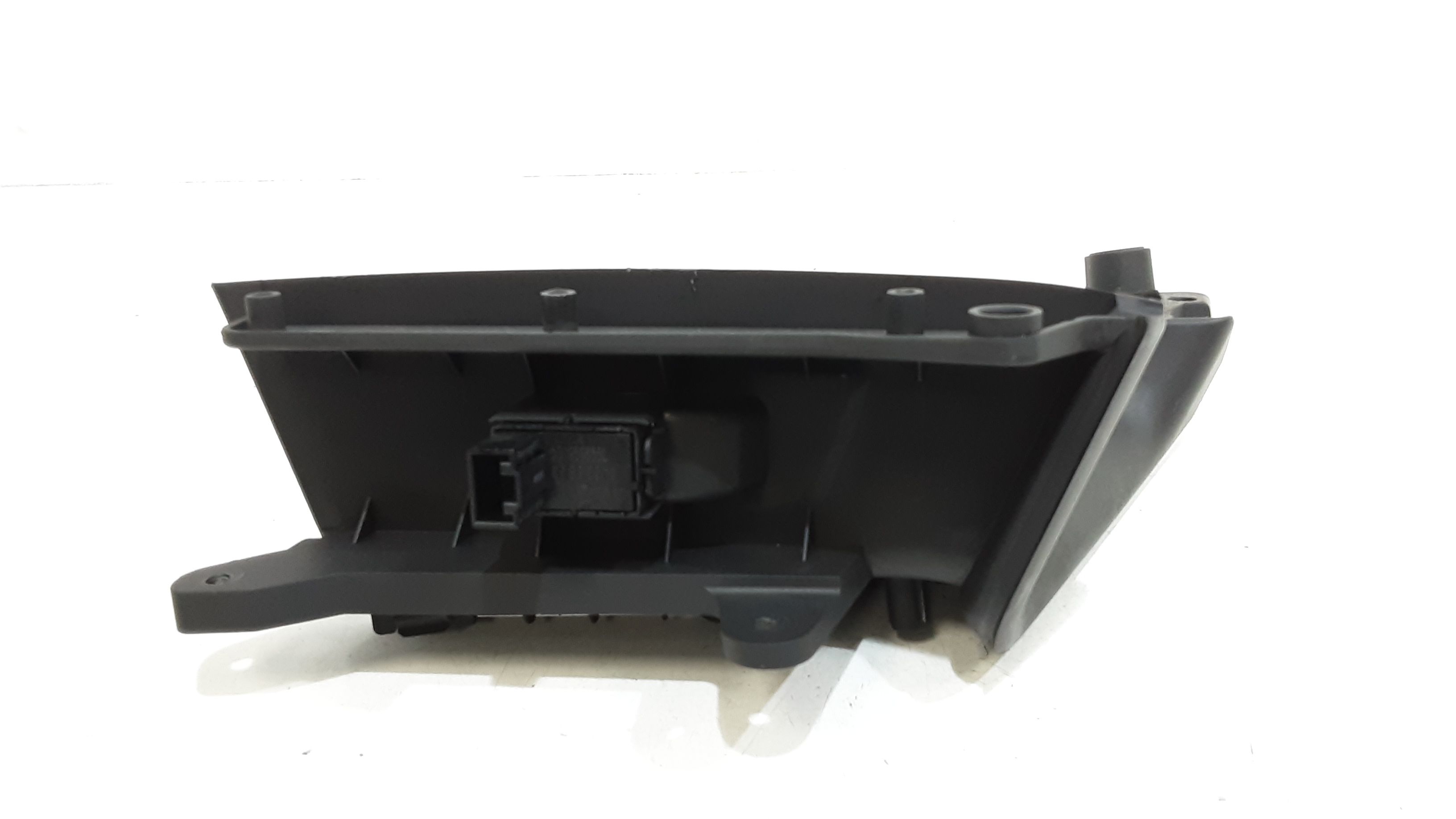 Interruttore Alzacristalli Porta Ant. Destro Usato