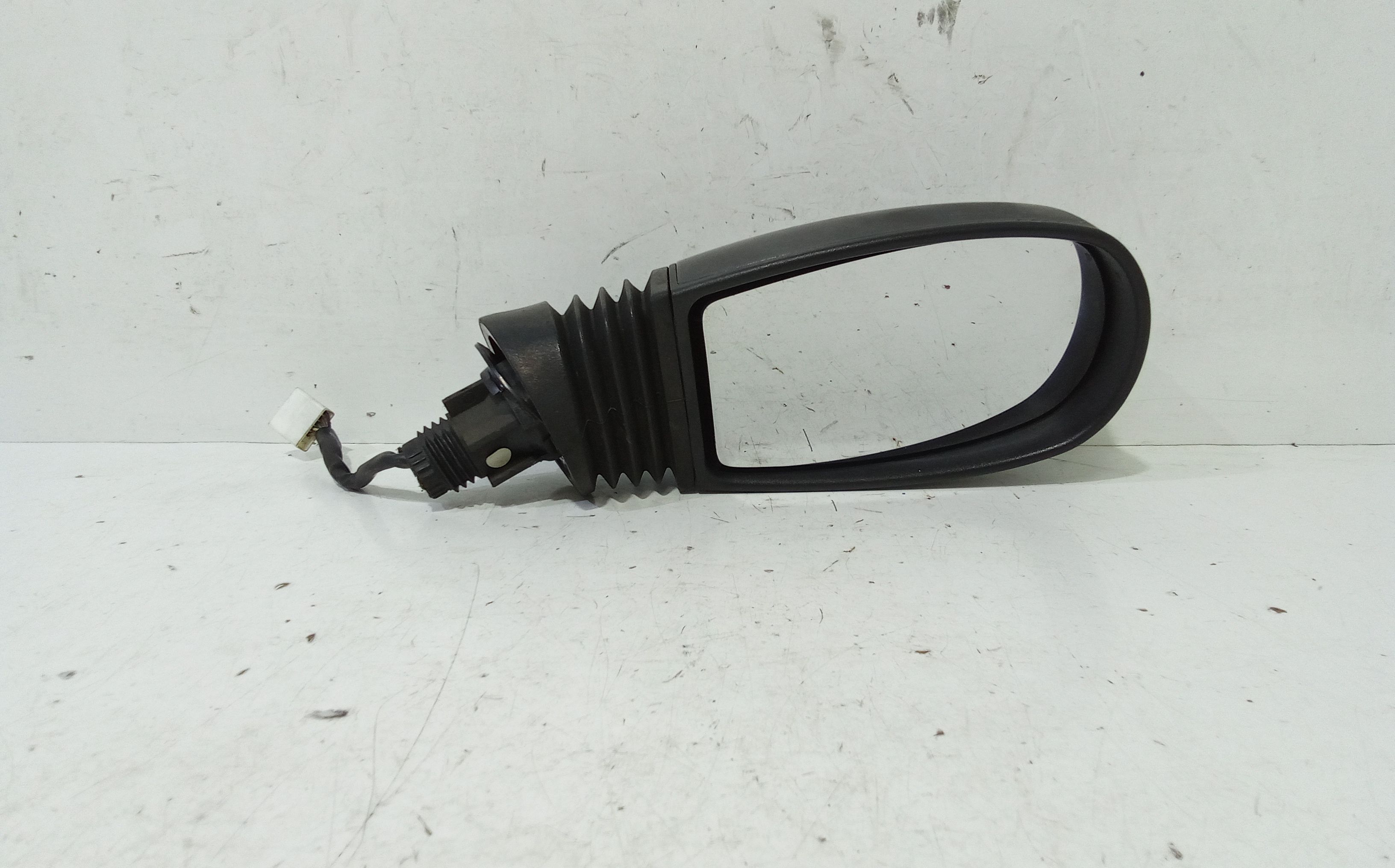 Retrovisore Est. Destro 735310073 Usato