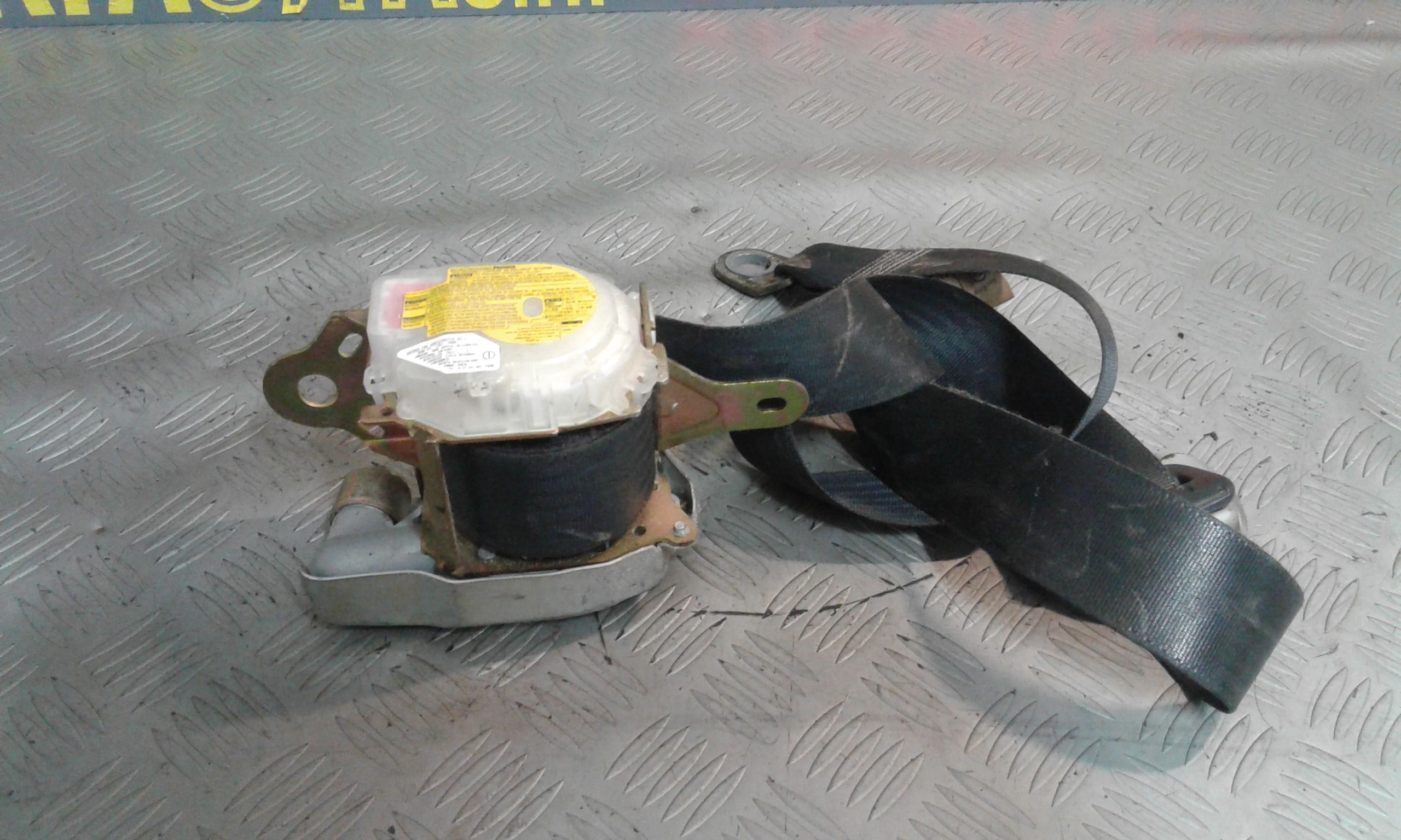 Cintura Di Sicurezza Ant. Sinistro 732200F040C0 Usato