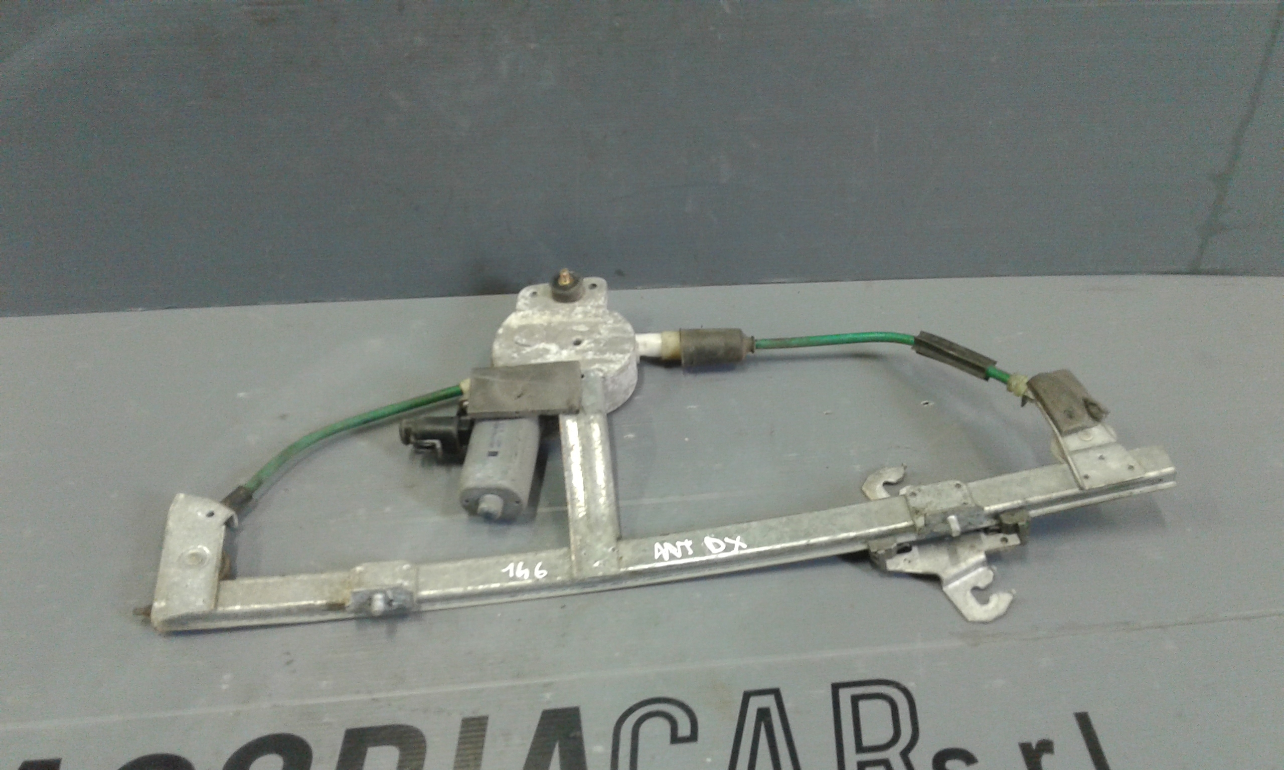 Alzacristallo Porta Ant. Destro 46779080 Usato