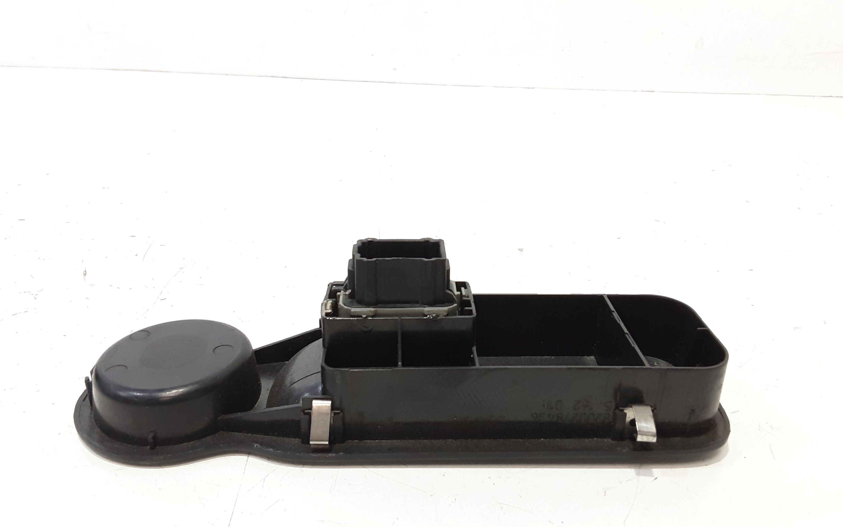 Interruttore Alzacristalli Porta Ant. Destro 8200214936 Usato