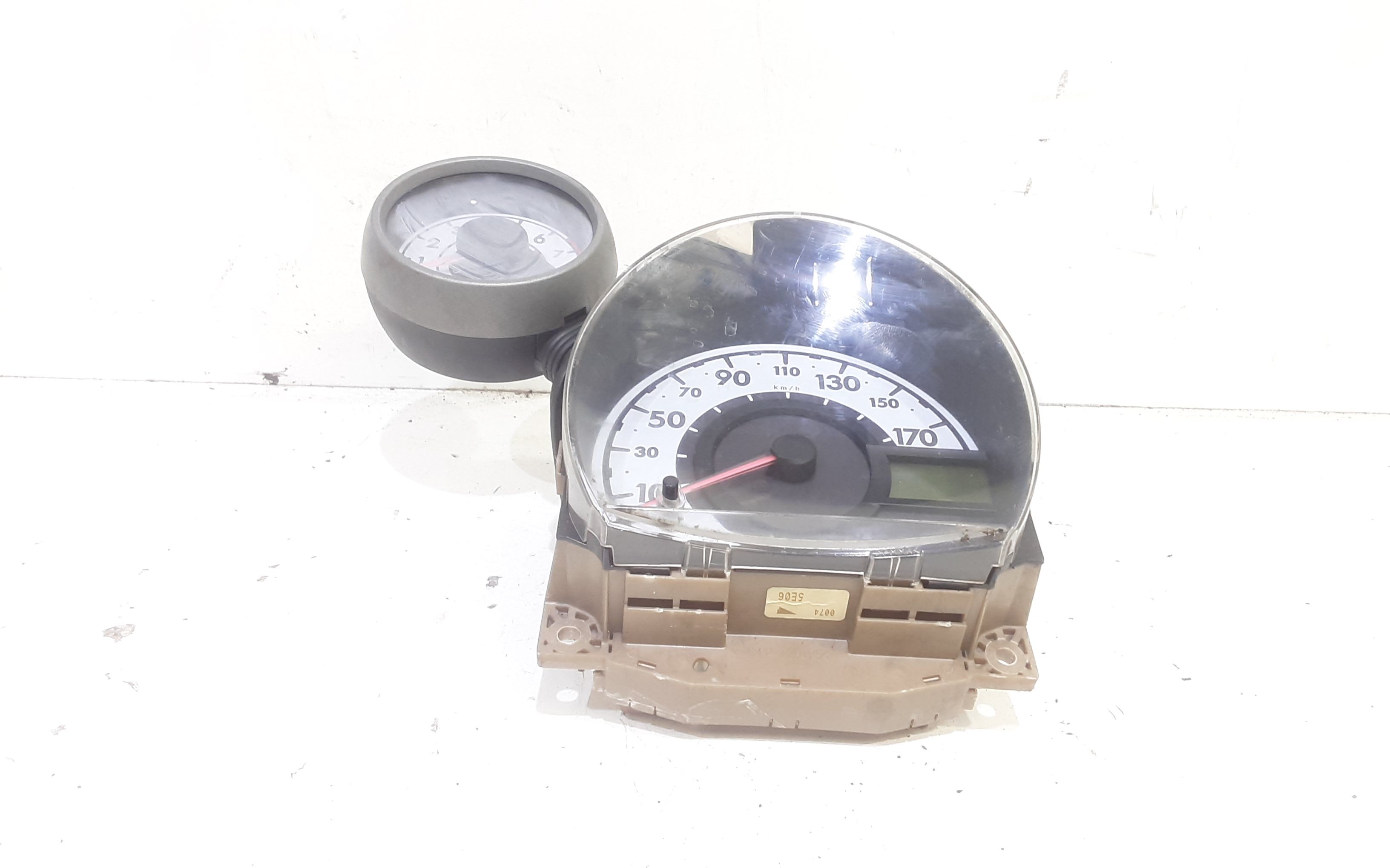 Quadro Portastrumenti Usato