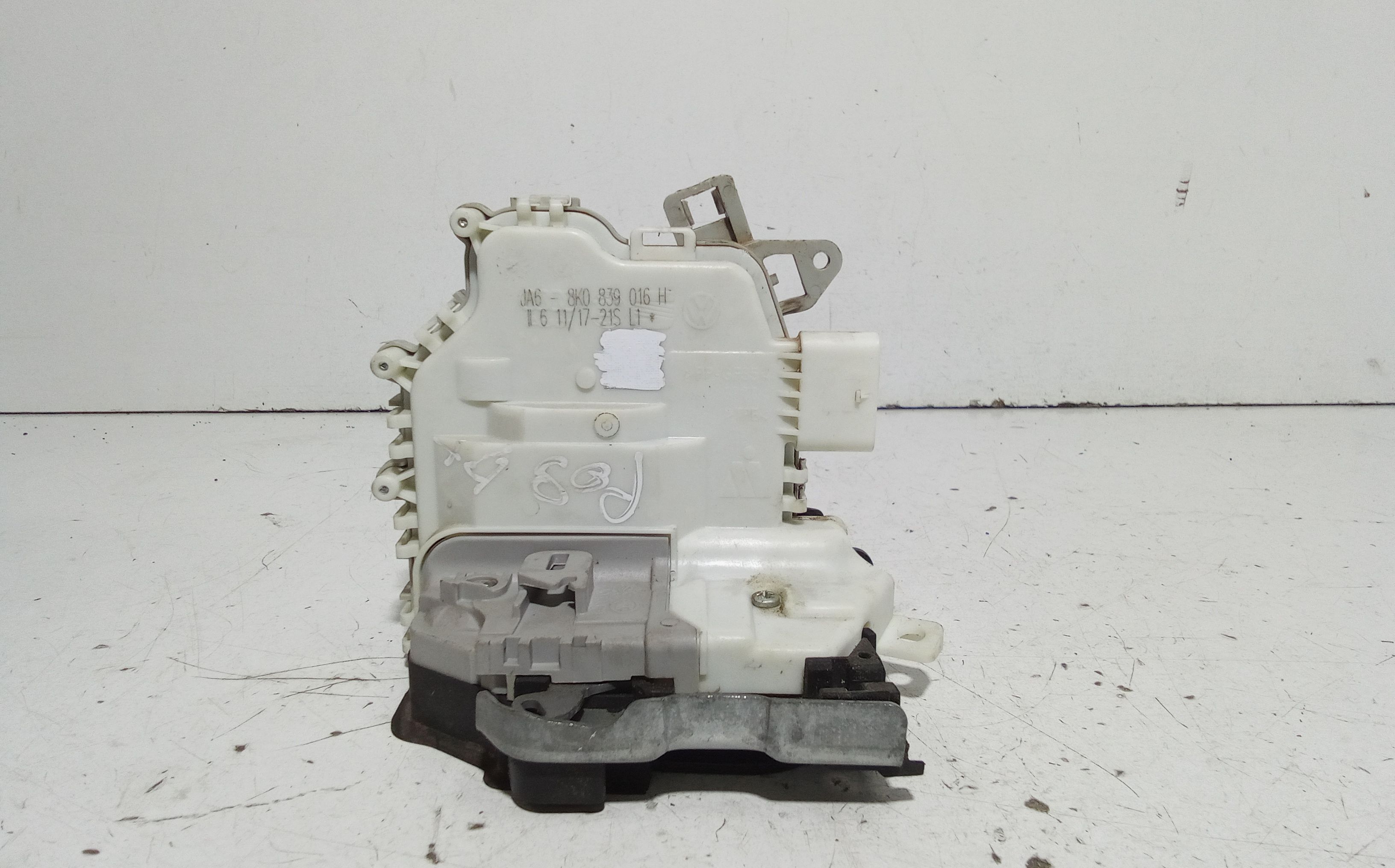 Serratura Porta Post. Destro 4G0839016C Usato