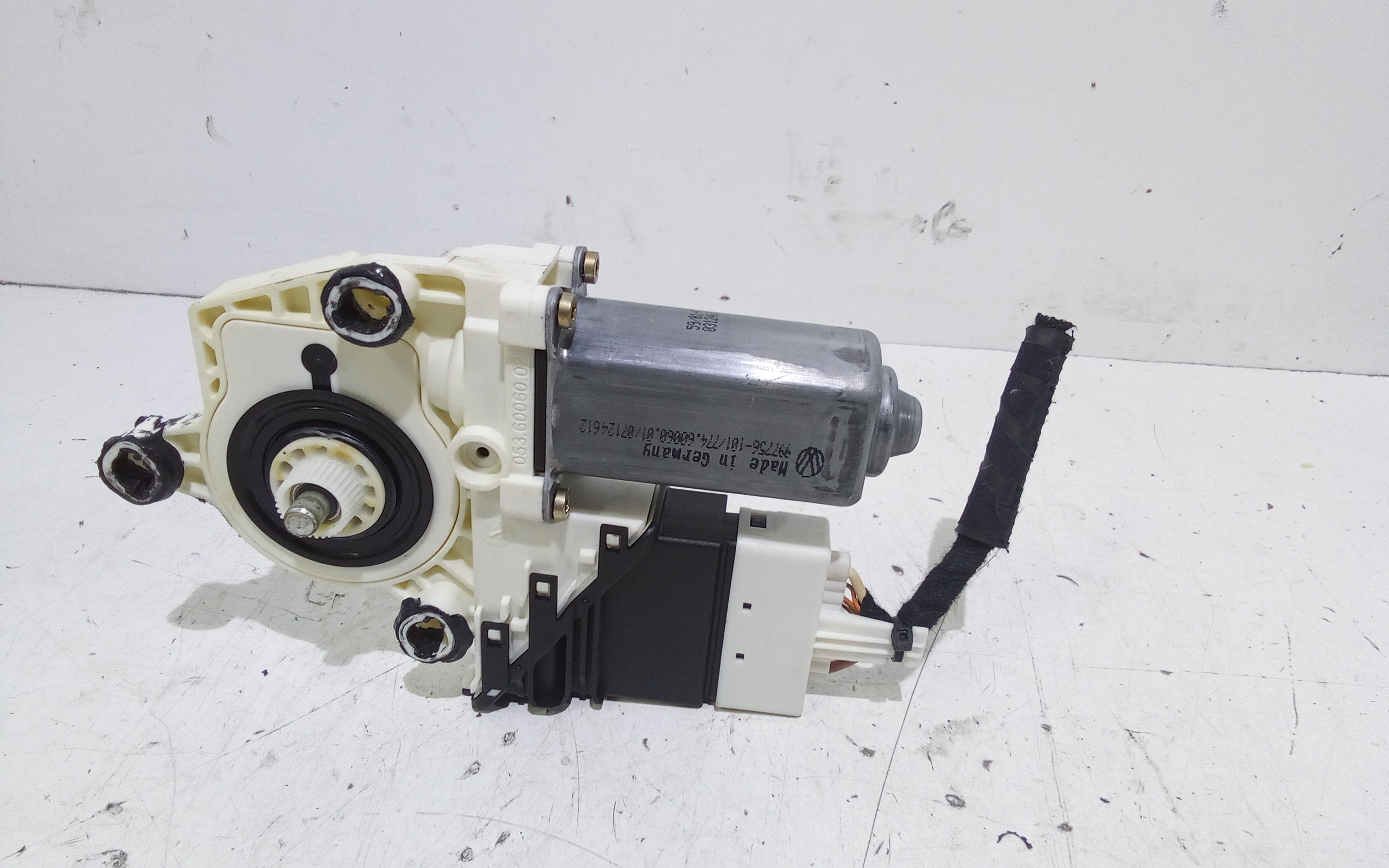 Motorino Alzacristallo Porta Post. Sinistro 5K0959703VW3 Usato