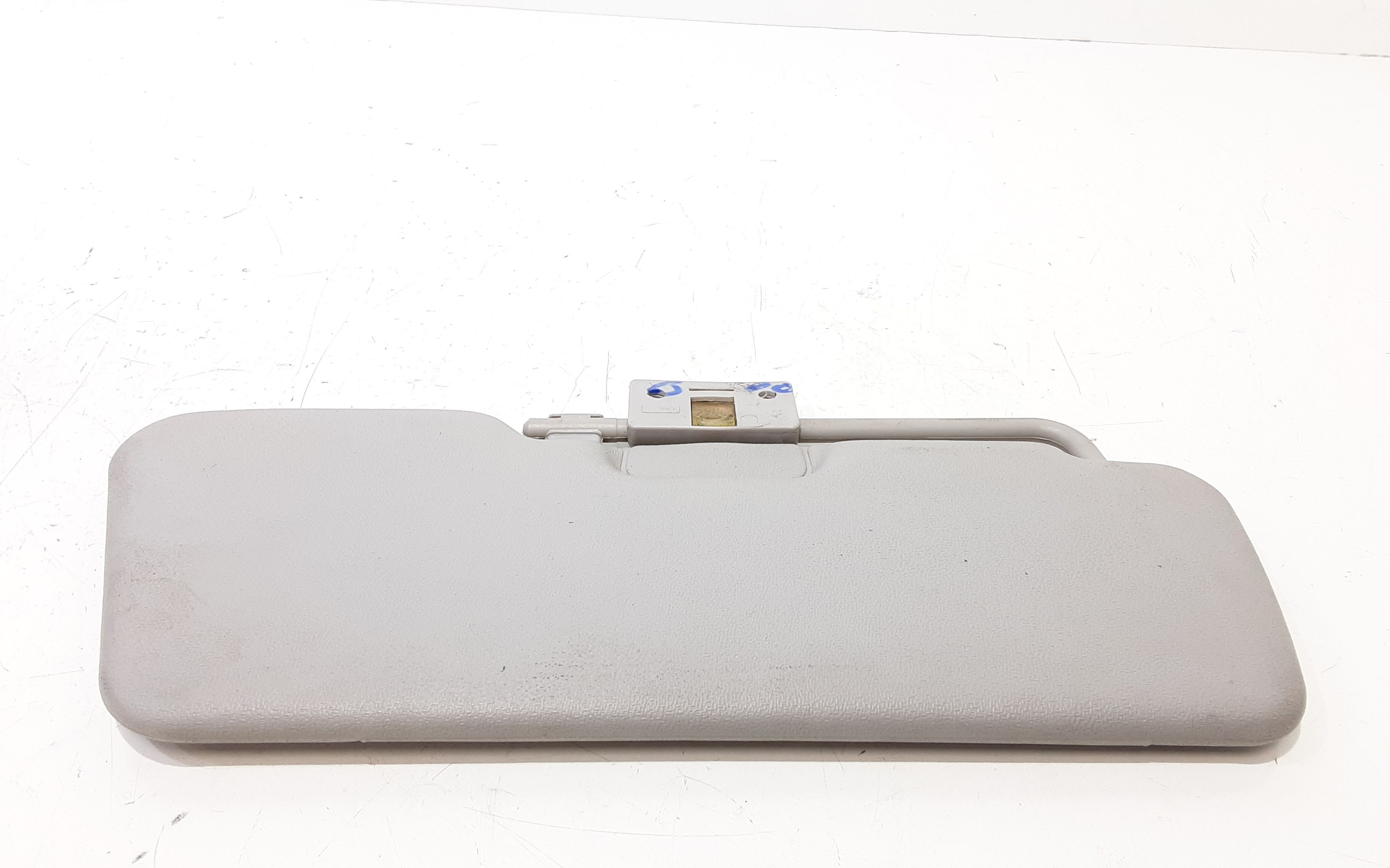 Aletta Parasole Parabrezza Sinistro 735244330 Usato