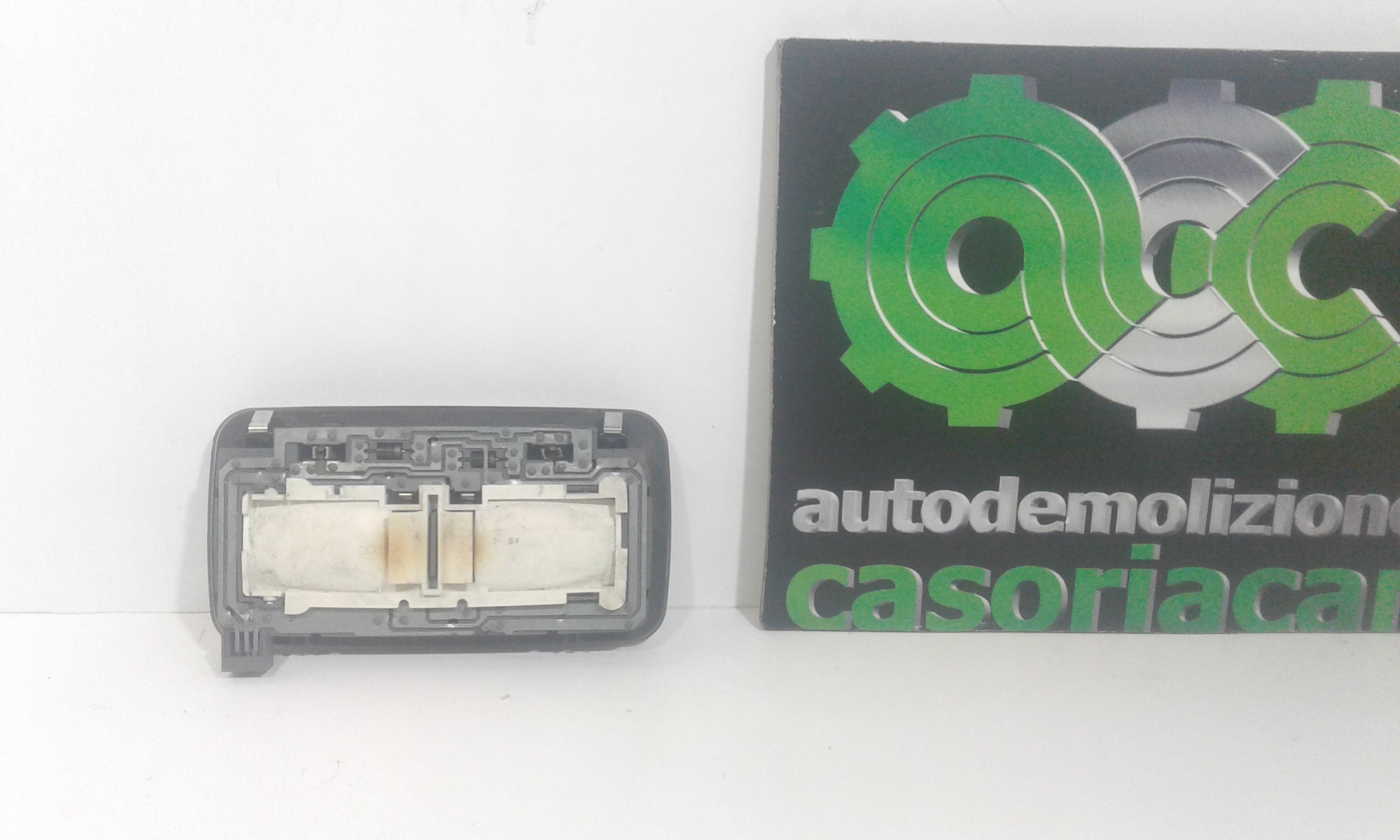 Luce Cortesia Ant. Tetto 6362Q1 Usato