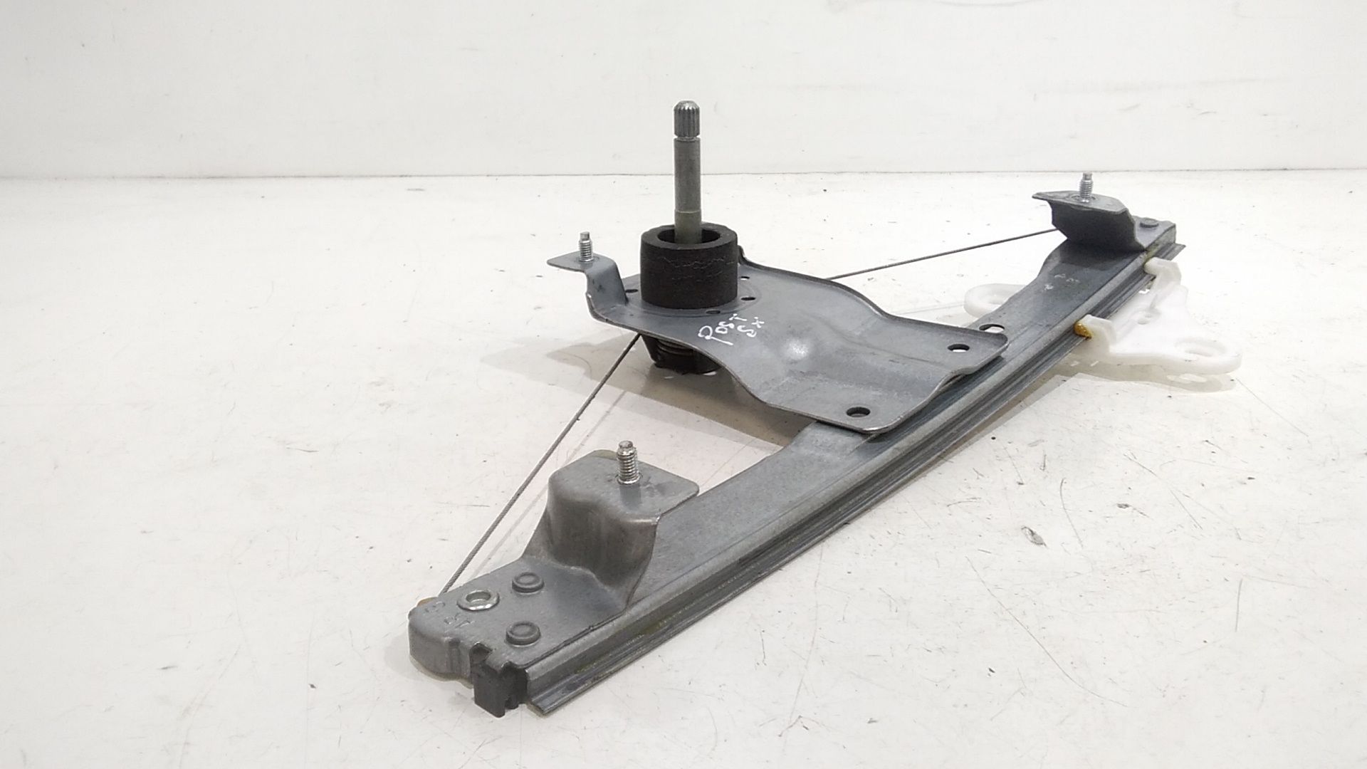 Alzacristallo Porta Post. Sinistro 827013204R Usato