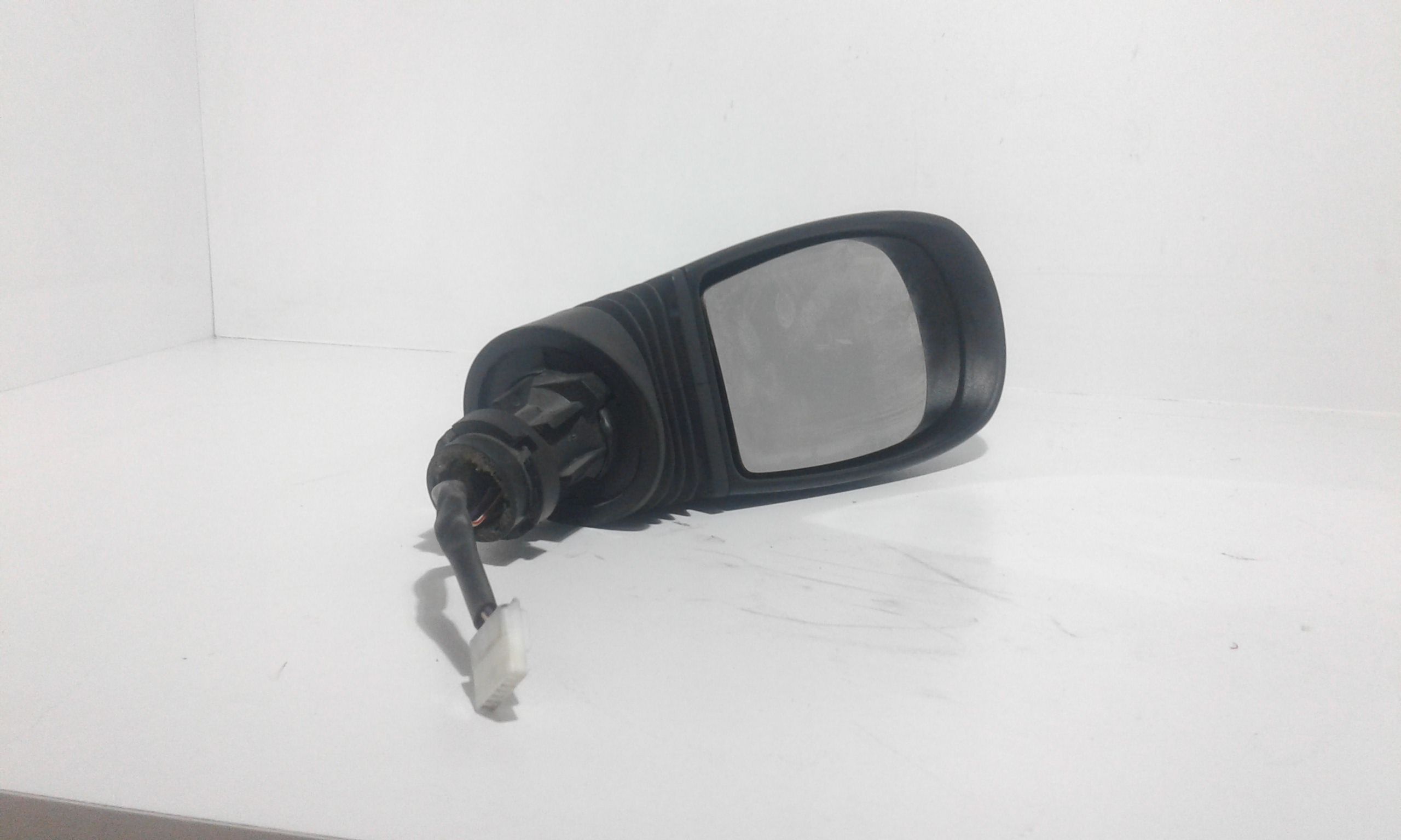 Retrovisore Est. Destro 735310073 Usato