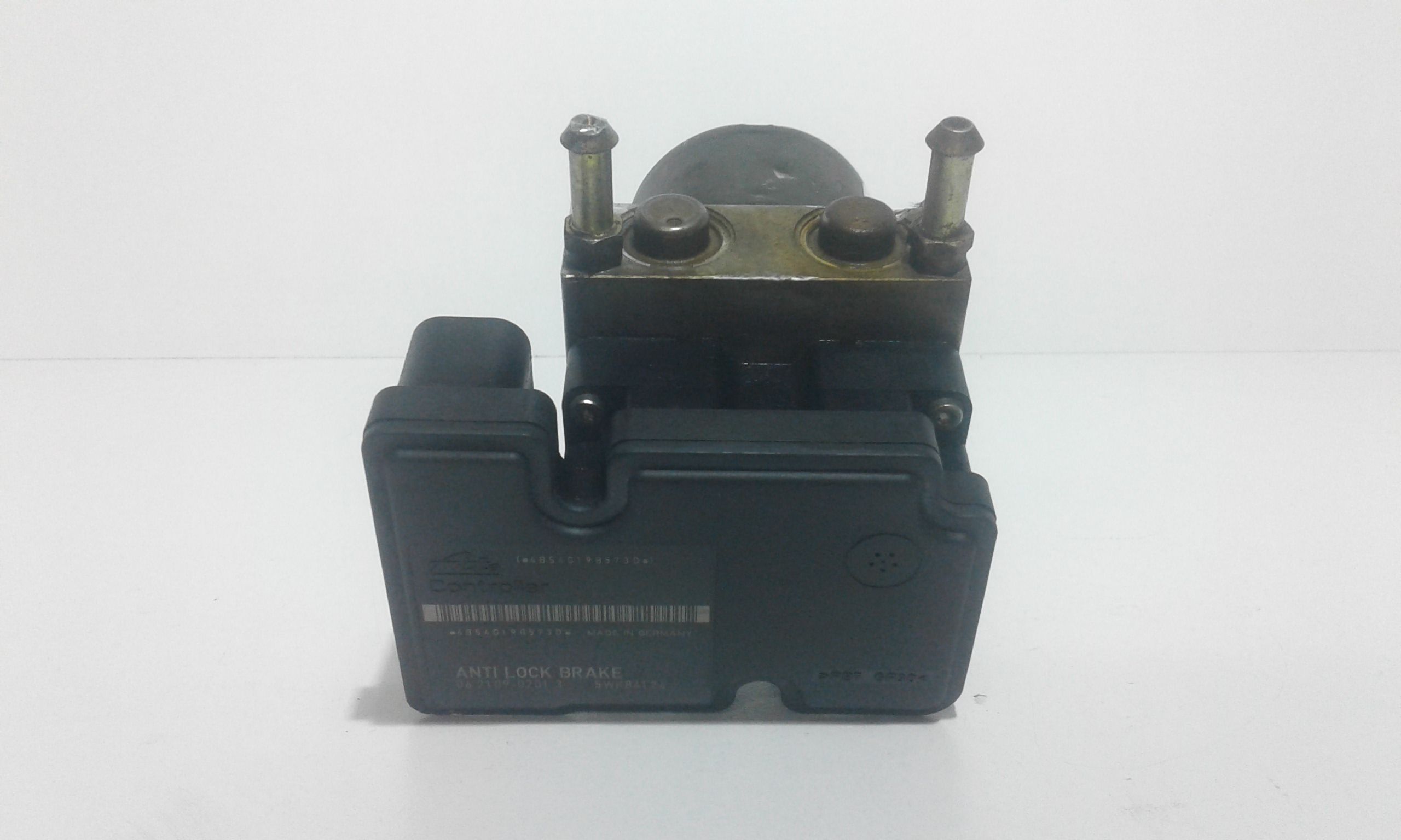 Pompa Abs 5611086G81000 Usato